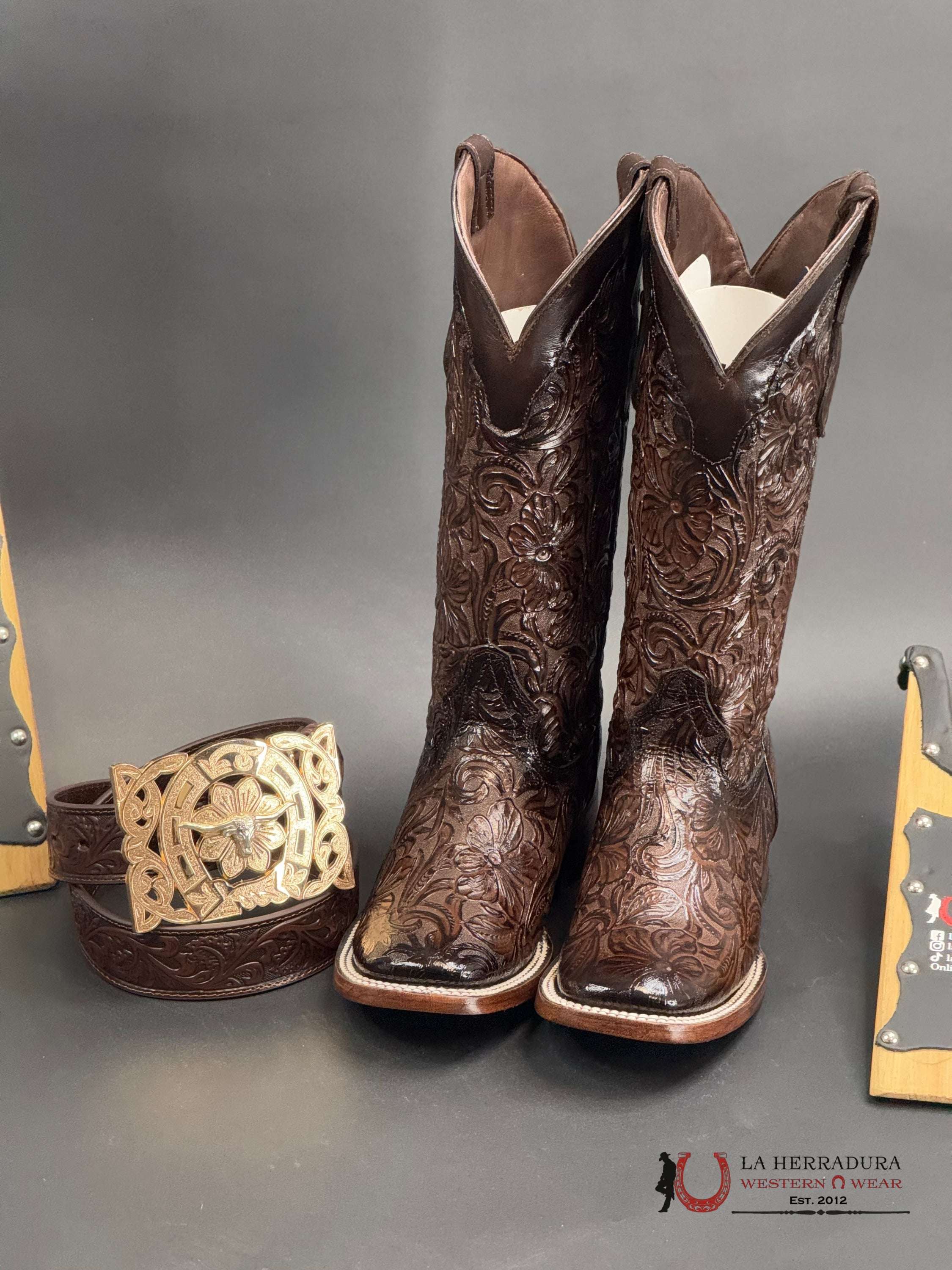 Hand Tooled Flor De Luz Cafe Mila Square Toe 452 Botas Mujeres