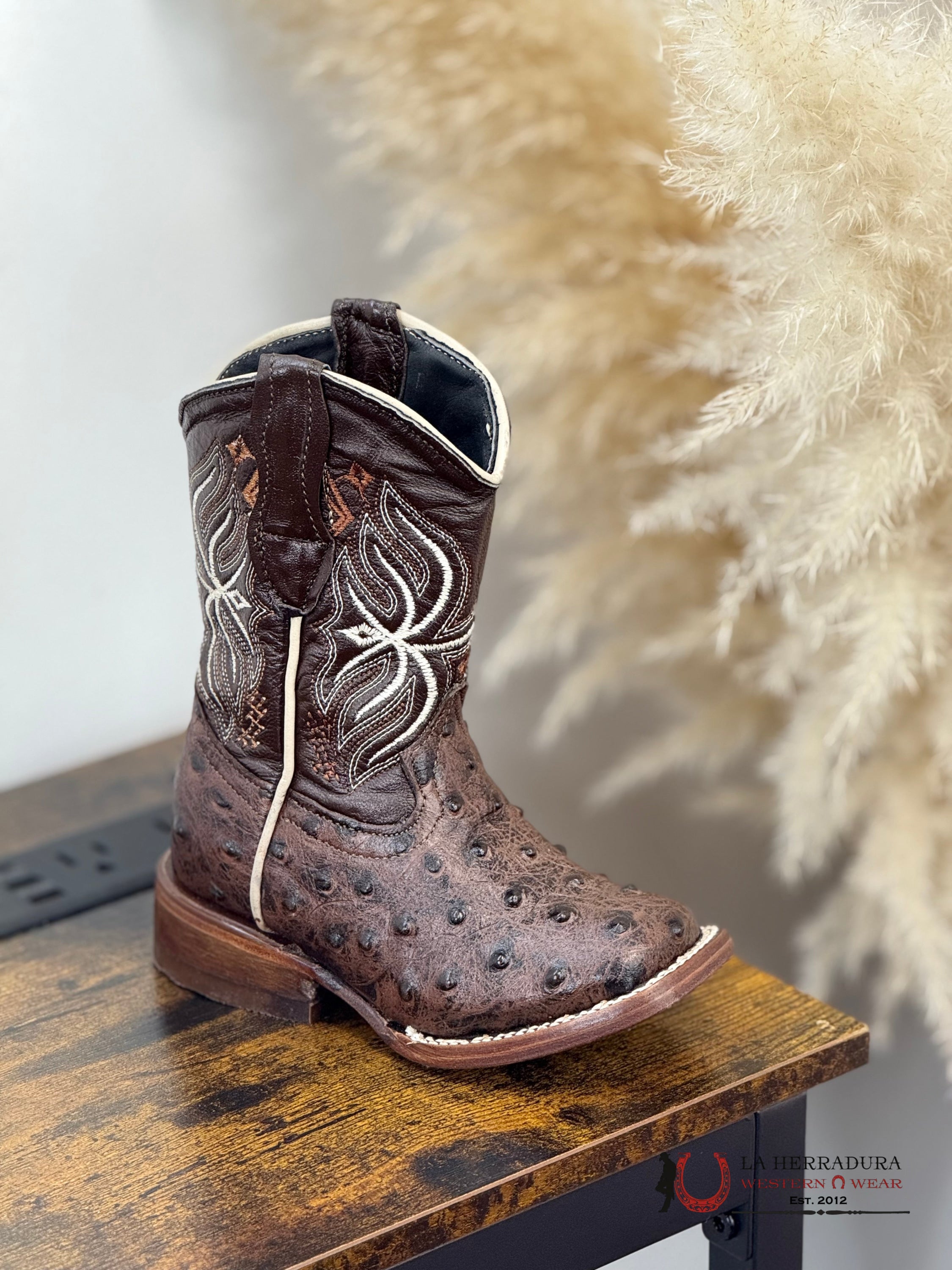 ROCKEM KIDS BROWN OSTRICH WOODEN SOLE SQ. TOE NIÑOS