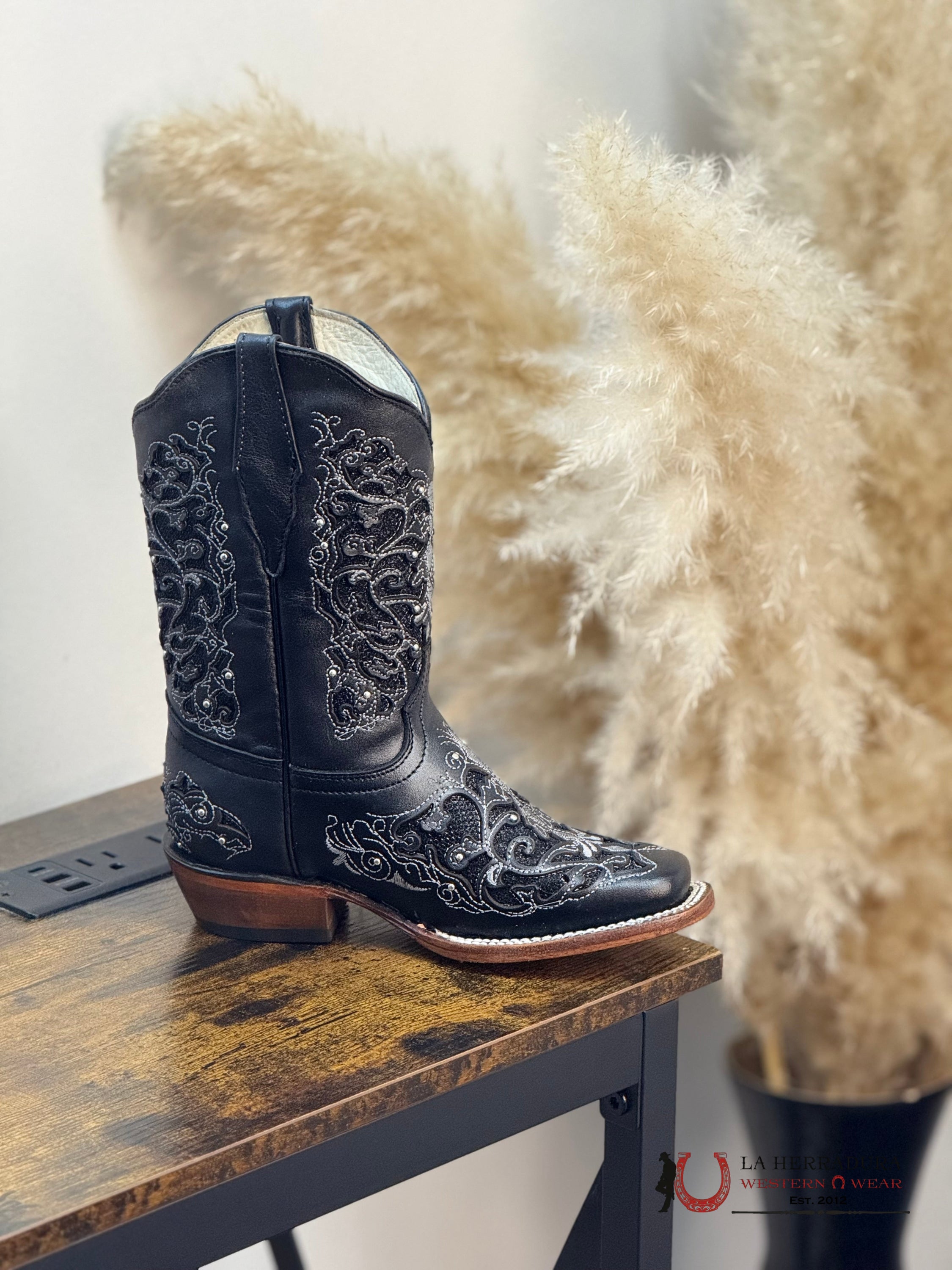 ROCKEM GIRLS FLORA NEGRO NARROW SQ. TOE W/ BLACK GLITTER INLAY NIÑOS