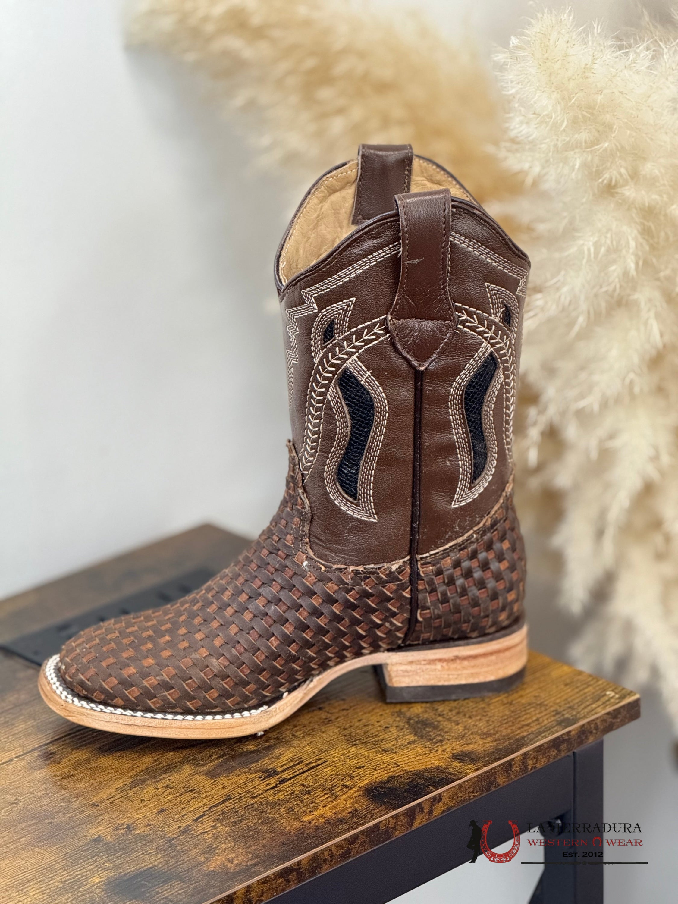 ROCKEM KIDS WOVEN BROWN/HONEY SQ. TOE NIÑOS