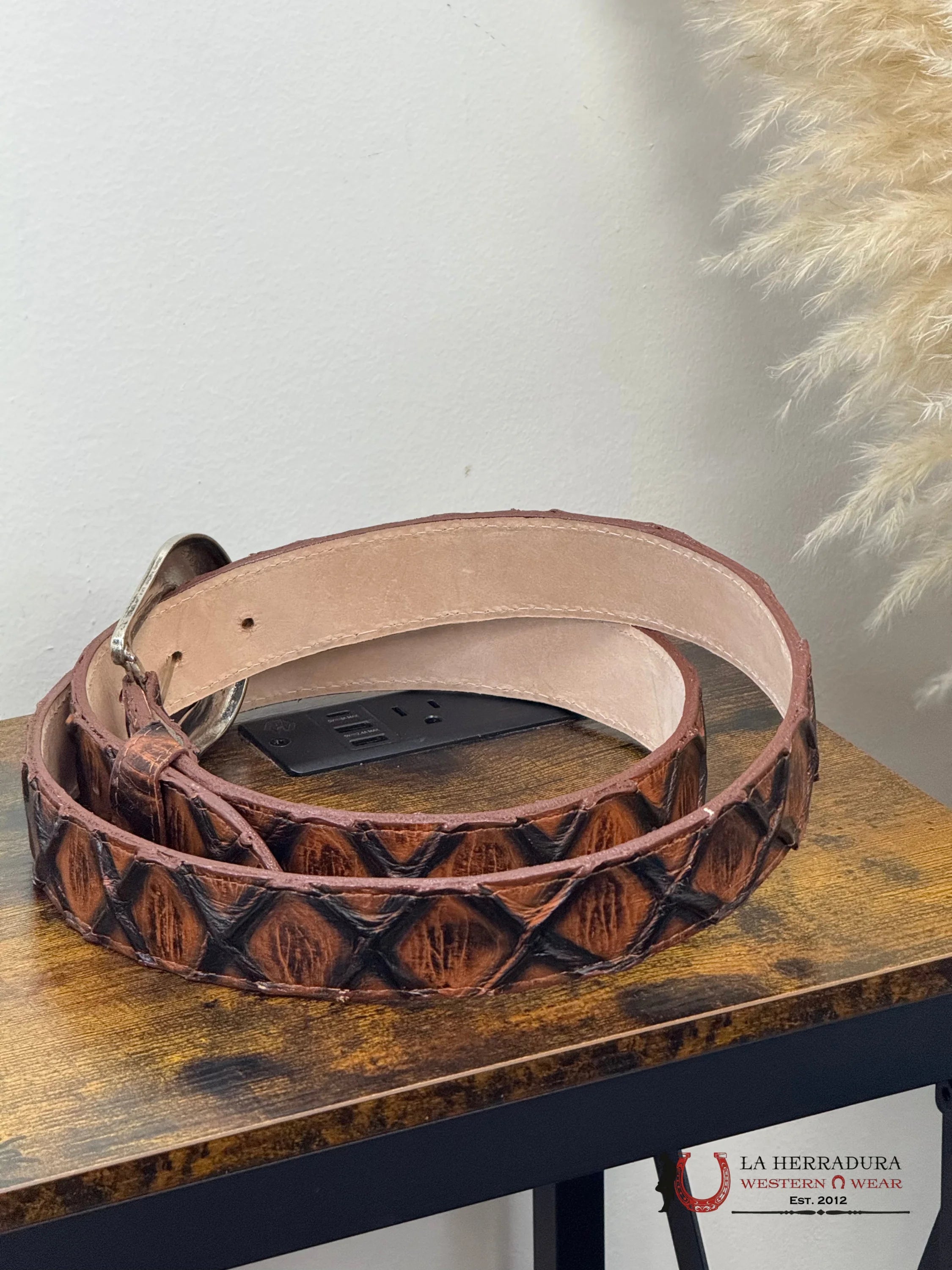 ROCKEM MEN BROWN FISH SCALE BELT CINTURONES HOMBRES