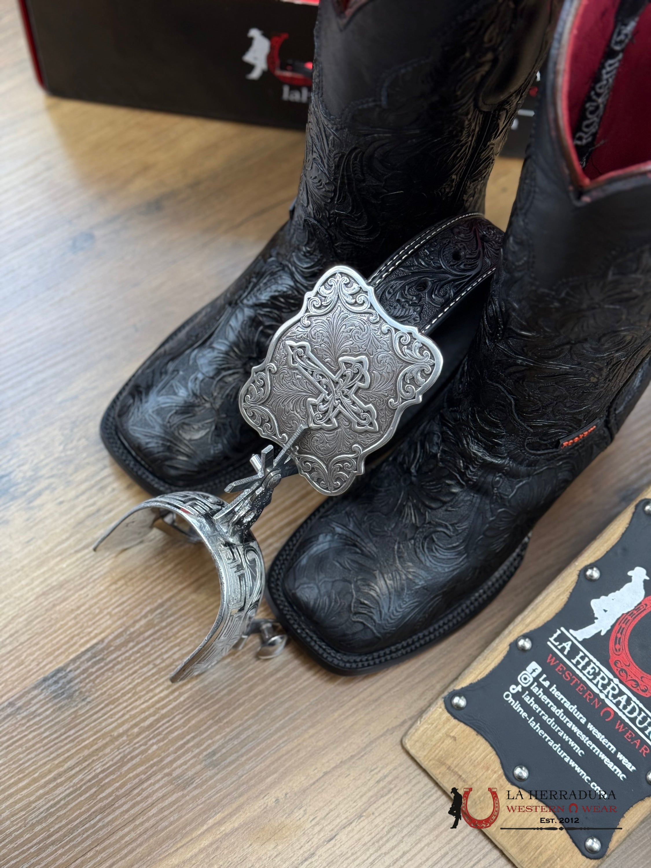 Womens Flor De Luz Hand Tooled Black Red Bottom Square Toe Botas Mujeres