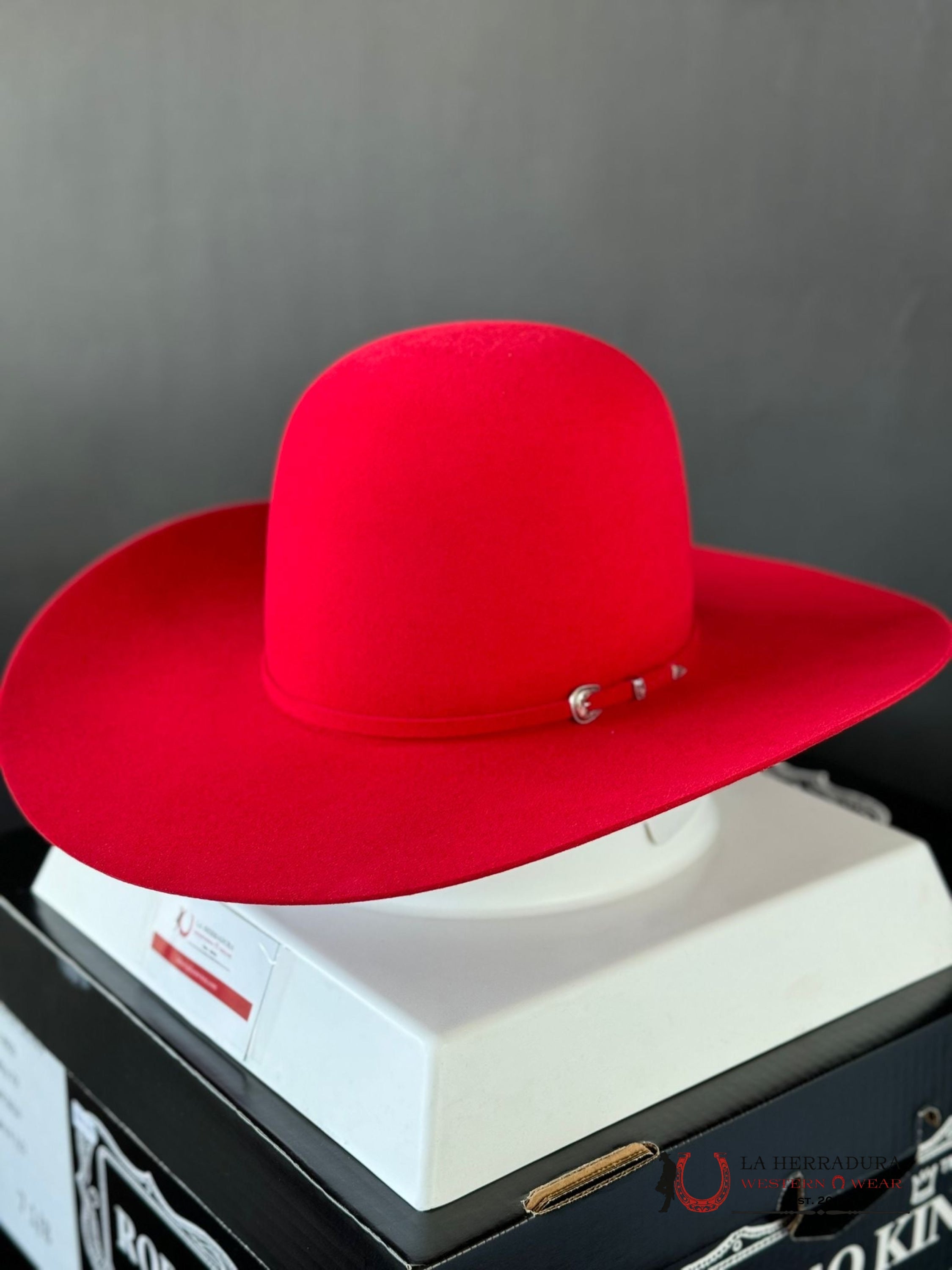 Rodeo King Red Open Crown 7X Tejana