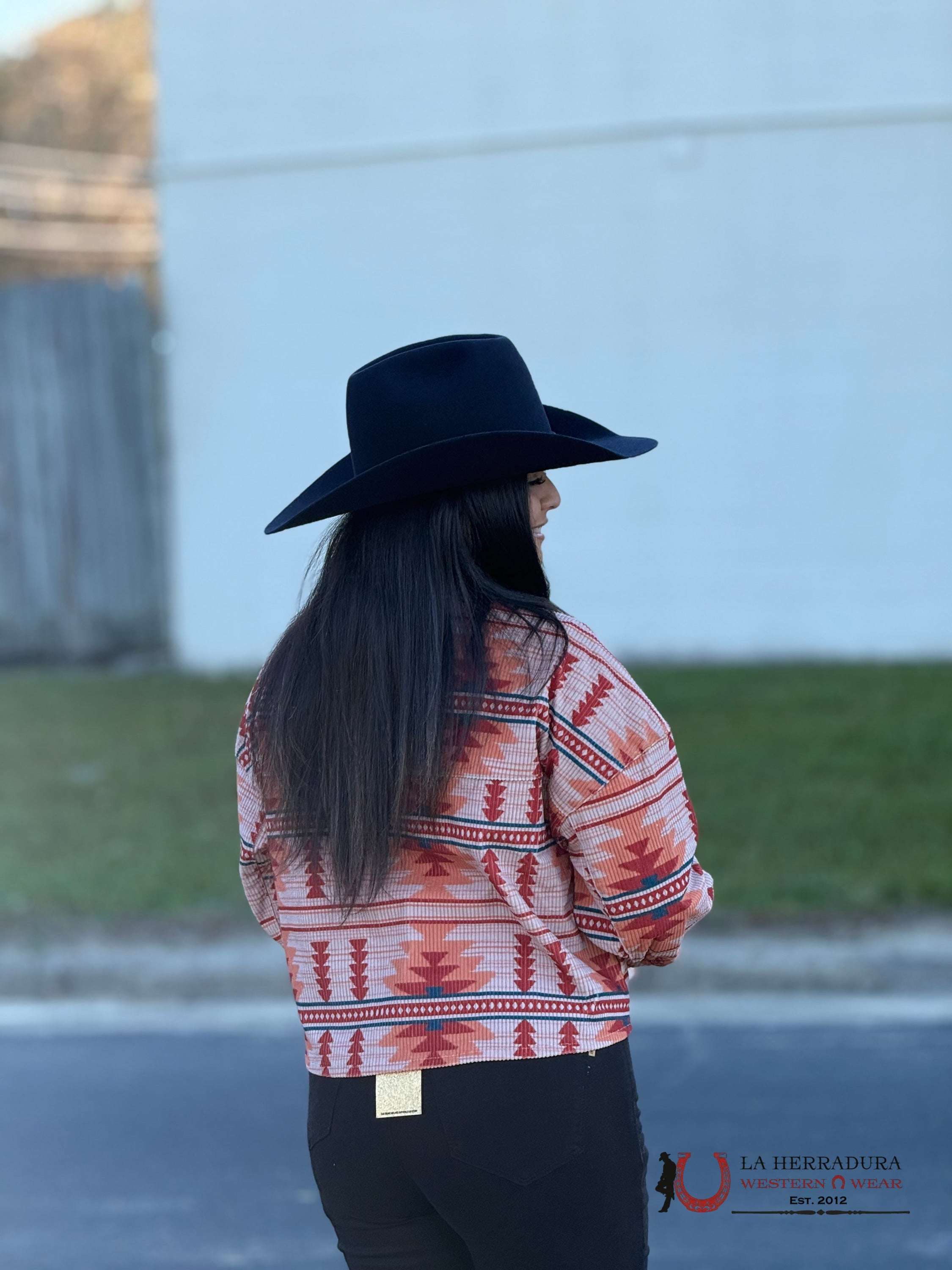 Savanna Jane Orange Aztec Cropped Button Up Ropa Mujeres