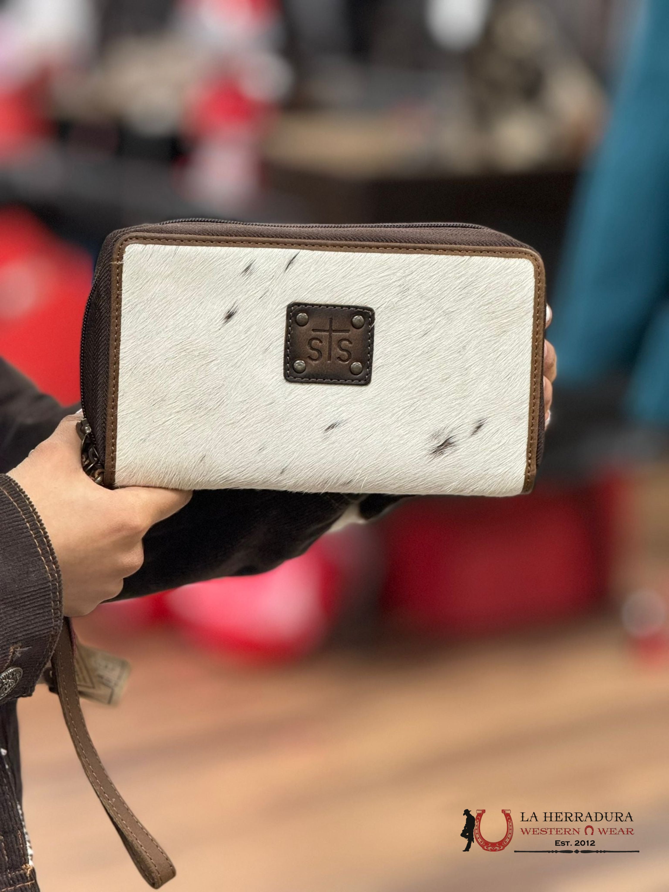 Sts Ranchwear Cowhide White Kacy Organizer Wallet