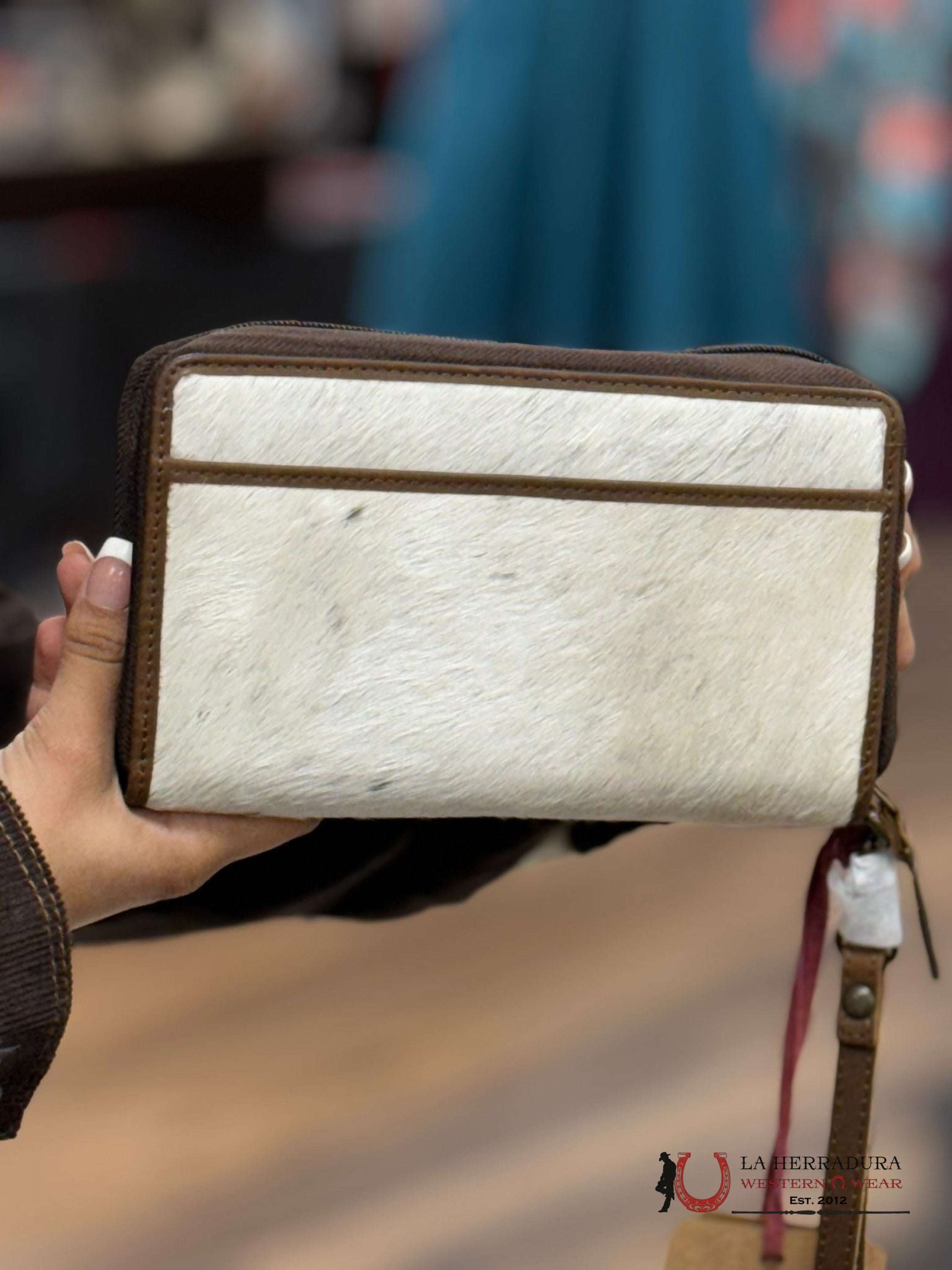 Sts Ranchwear Cowhide White Kacy Organizer Wallet