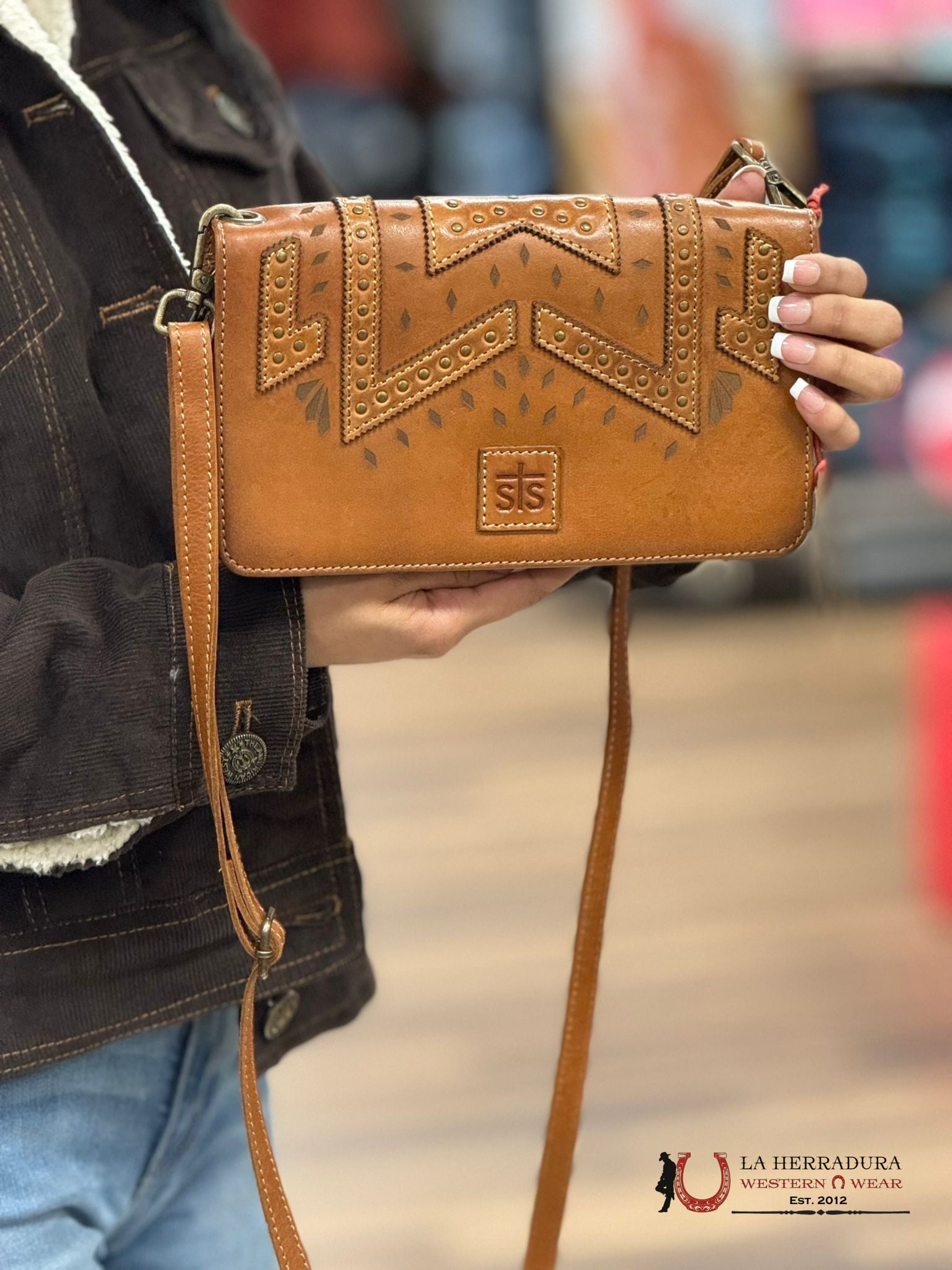 Sts Ranchwear Wayfarer Evie Organizer Crossbody Bag Tan