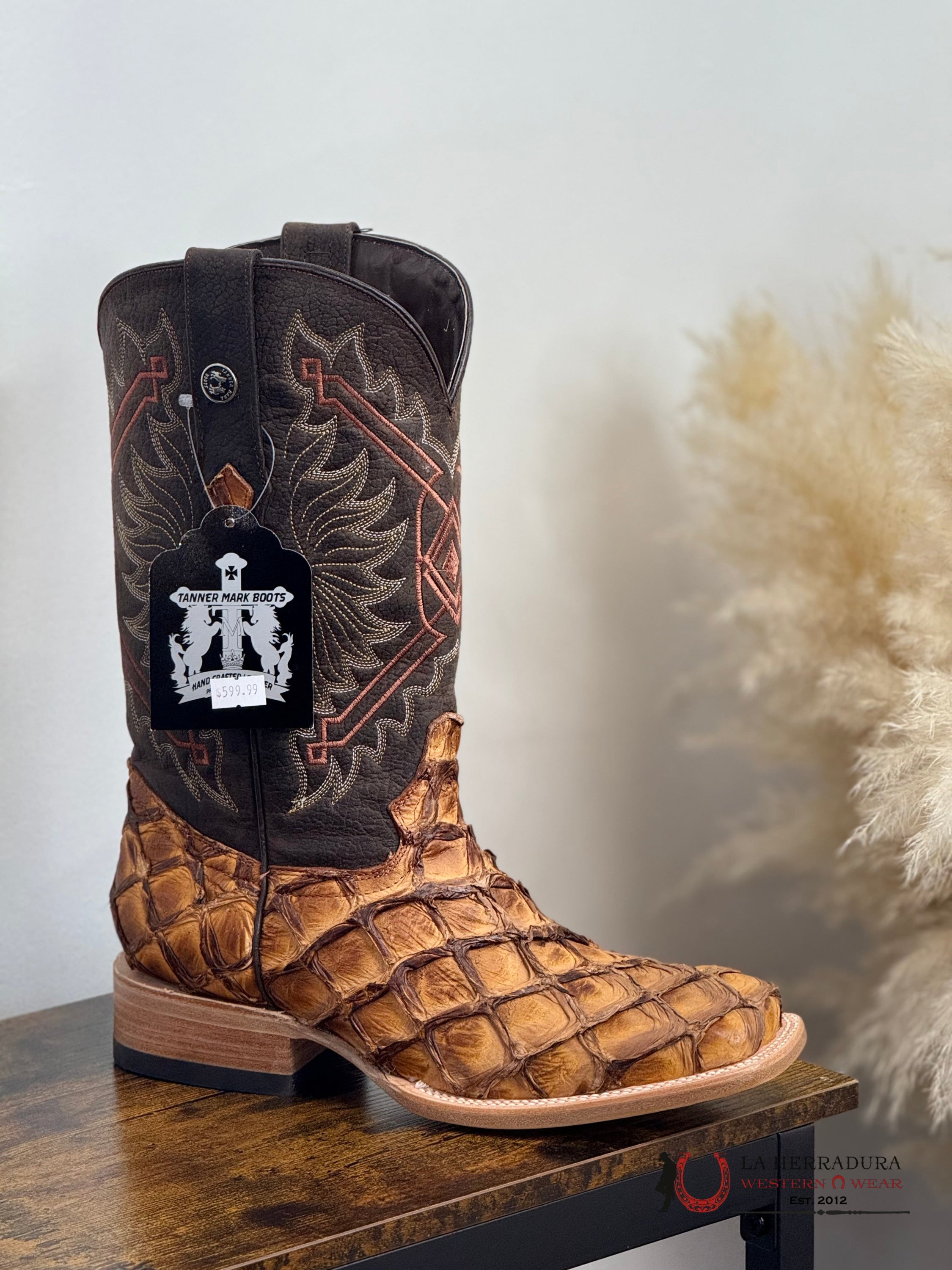 TANNER MARK BOOTS SQUARE TOE COGNAC EXOTIC FISH SKIN TMX208019 BOTAS HOMBRES