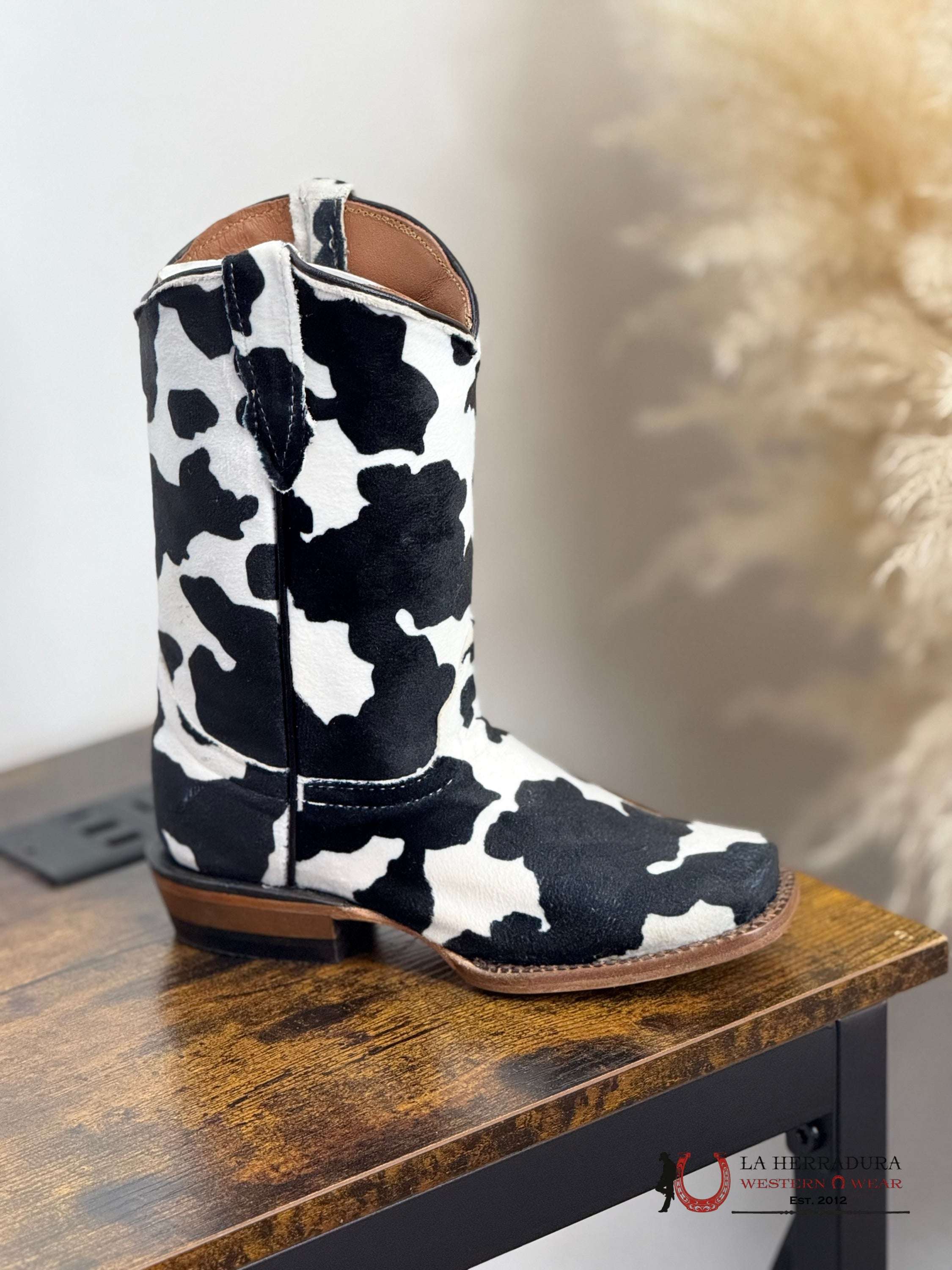 TANNER MARK KIDS ELSIE GIRLS FAUX COWHIDE BLACK 989 L/SOLE -TMG205180 NIÑOS