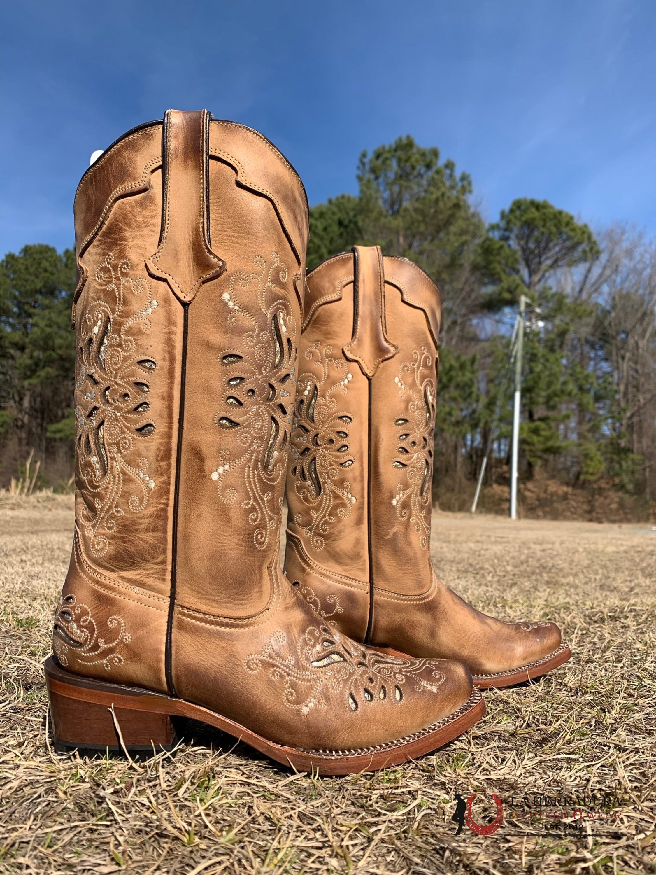 Tanner Mark Mesquite Sand With Brown Butterfly Inlay 205060 Botas Mujeres