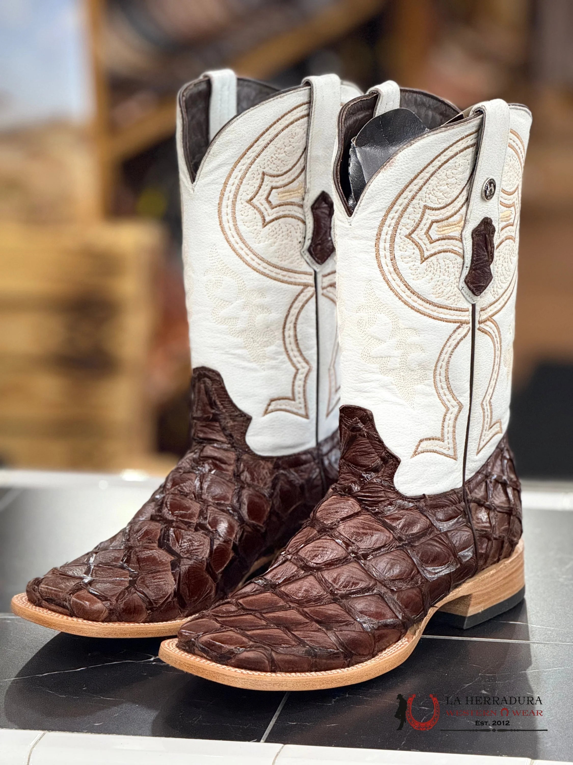 TANNER MARK MONSTER FISH TRIPPLE STICH BROWN (Ice Montana Top)- TMX208112 BOTAS HOMBRES