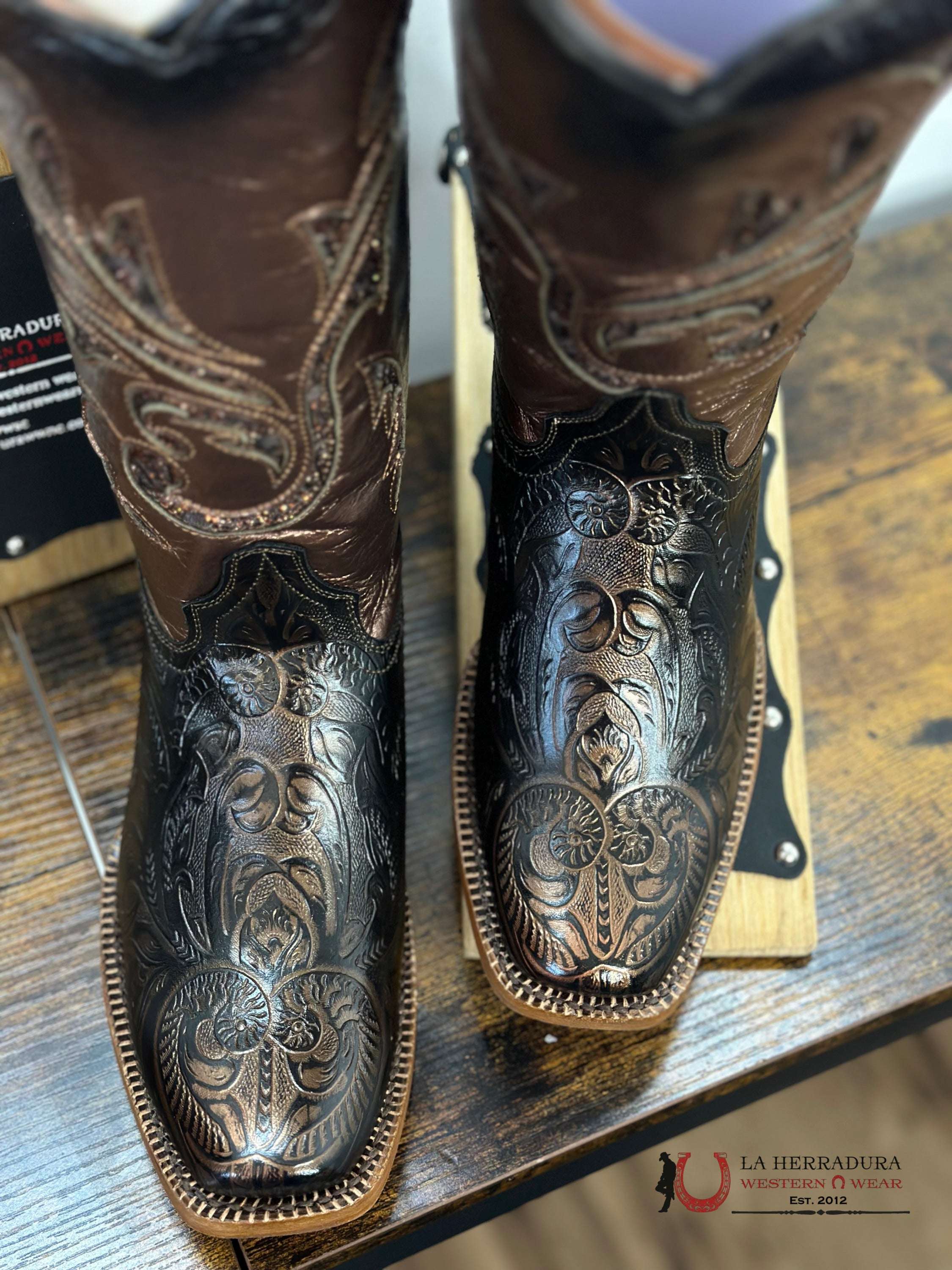 Tanner Mark Women Jade Print Habdtool Bronze Inlay Botas Mujeres