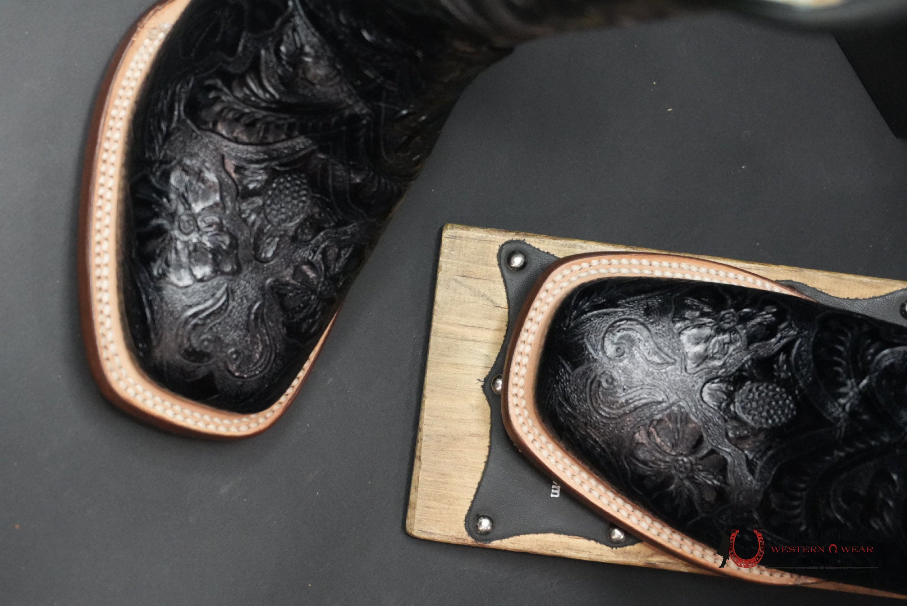 TANNER MARK WOMEN’S BLACK FANGO TOP HAND TOOLED PRINT BOTAS MUJERES