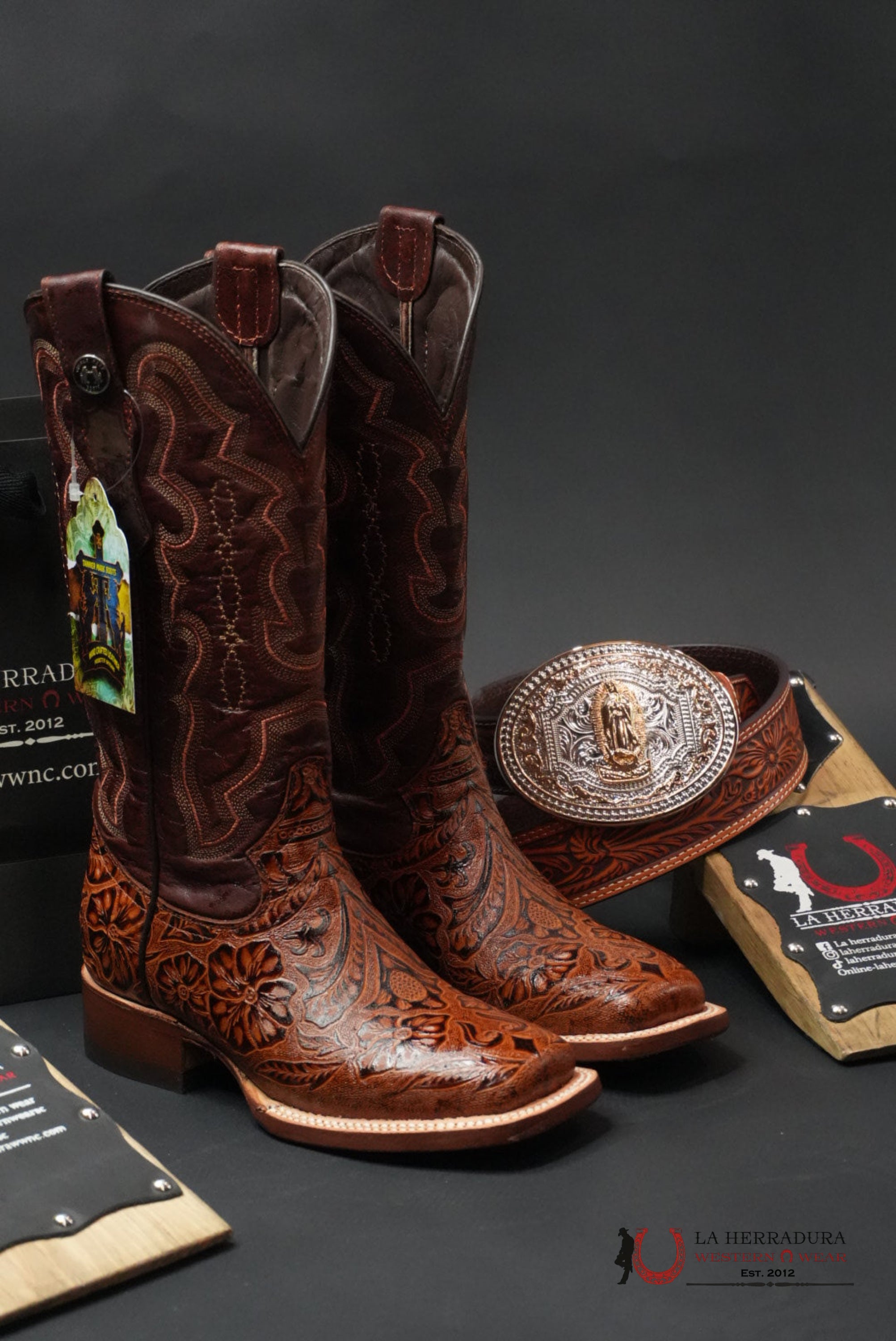 TANNER MARK WOMEN’S COGÑAC FANGO TOP HAND TOOLED PRINT BOTAS MUJERES