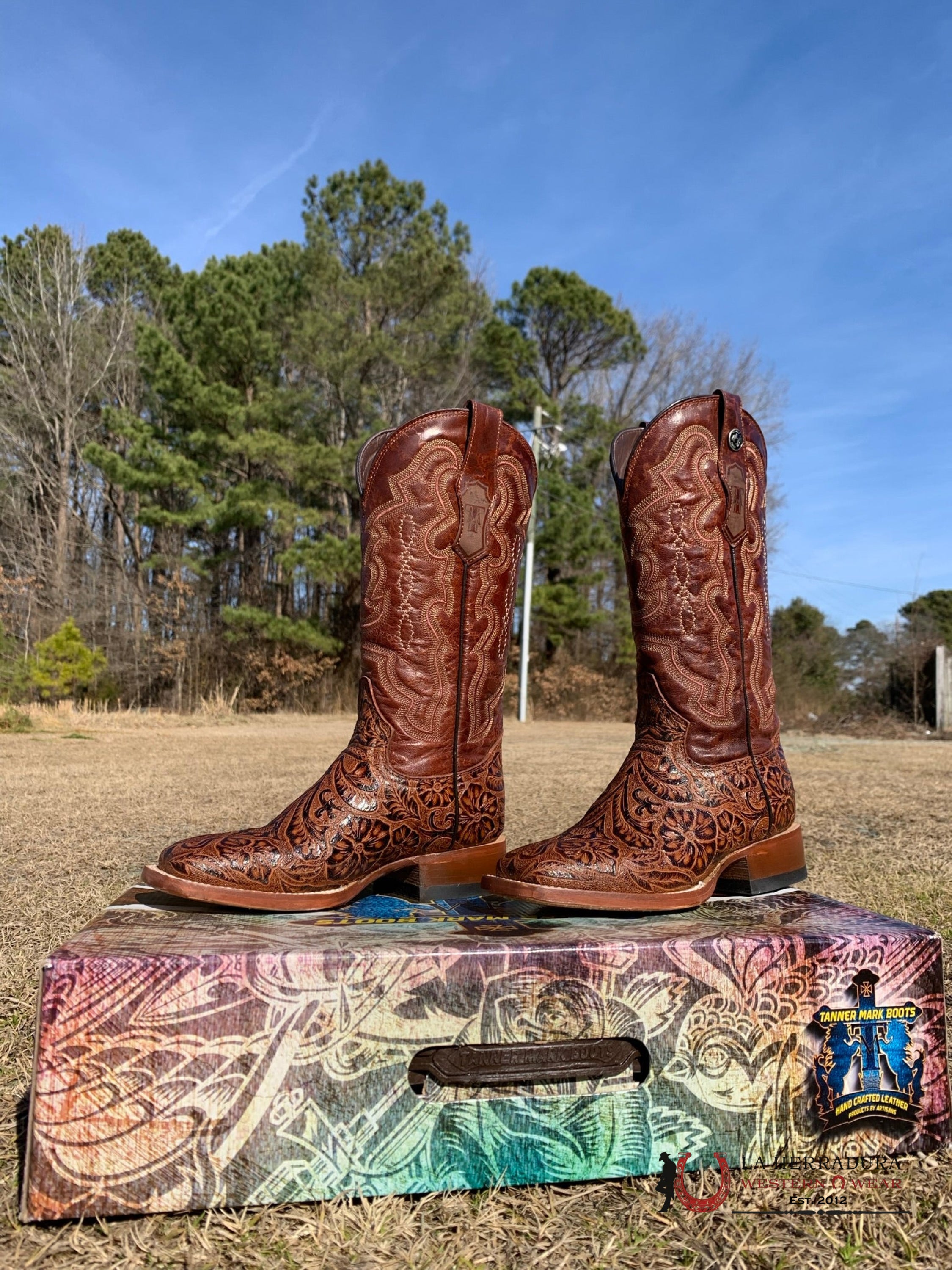 Tanner Mark Women’s Cogñac Fango Top Hand Tooled Print Botas Mujeres