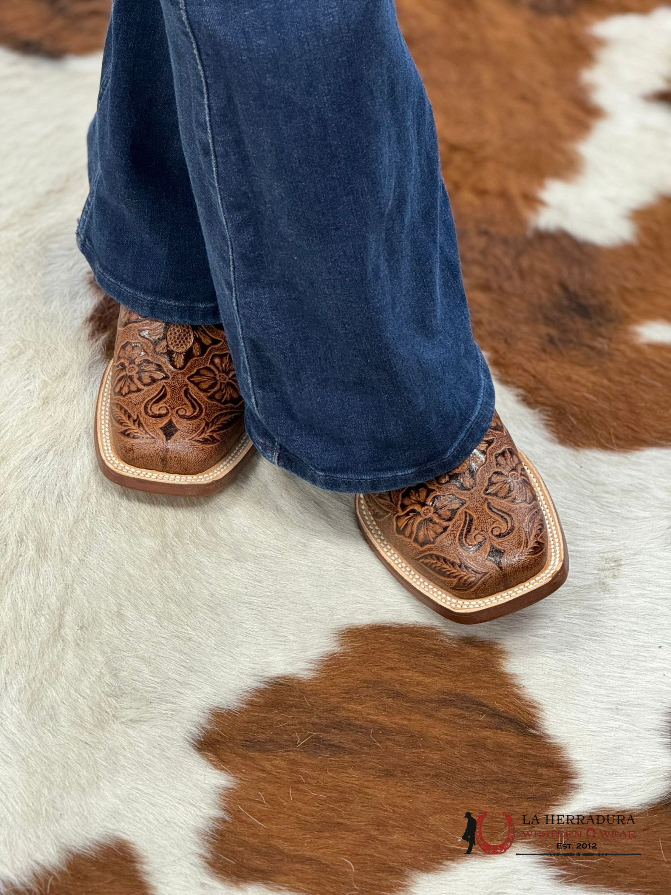 Tanner Mark Women’s Cogñac Fango Top Hand Tooled Print Botas Mujeres