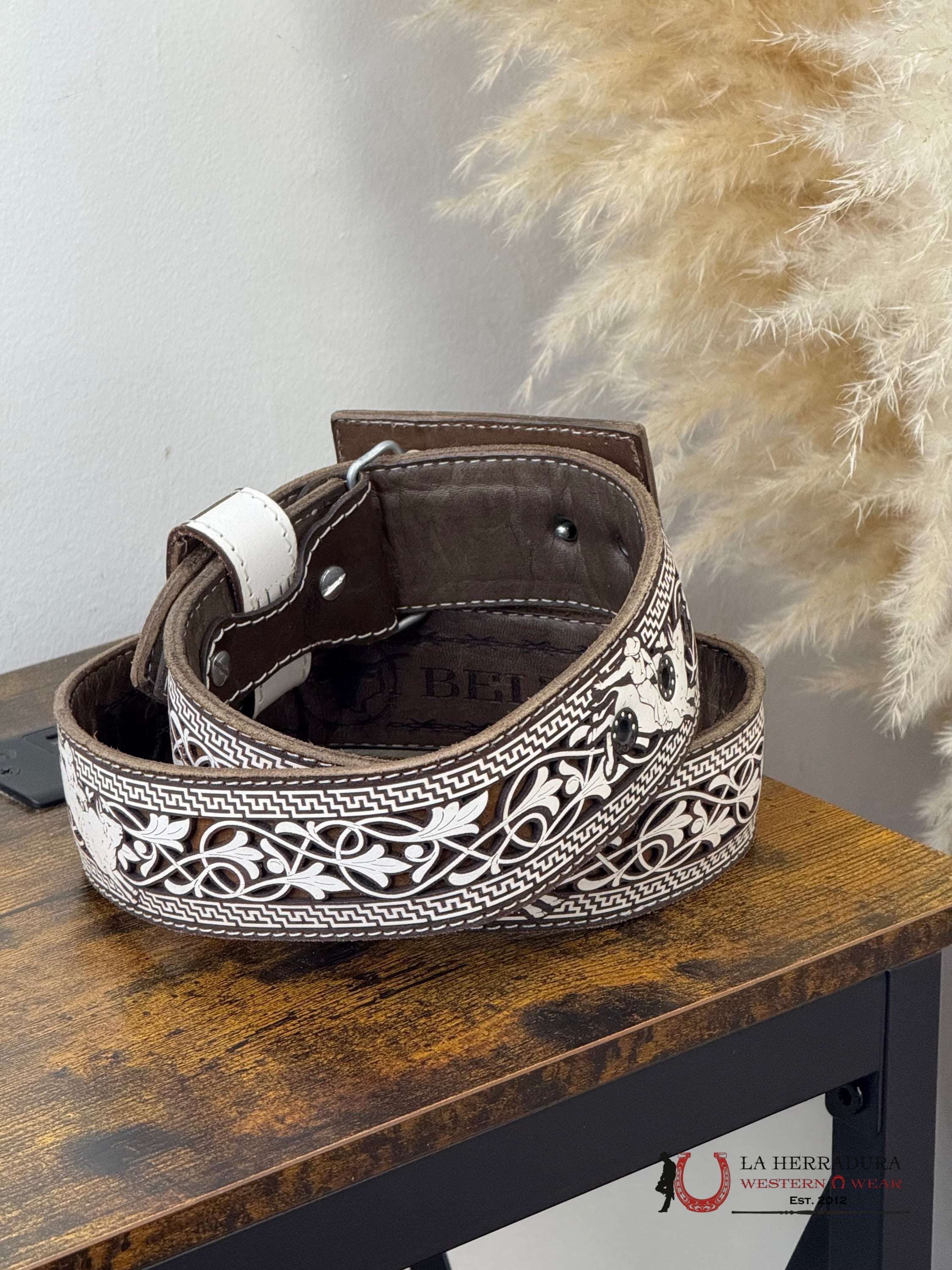TEXAS BELTS WHITE & BROWN BULL STITCHING MEN BELT CINTURONES HOMBRES