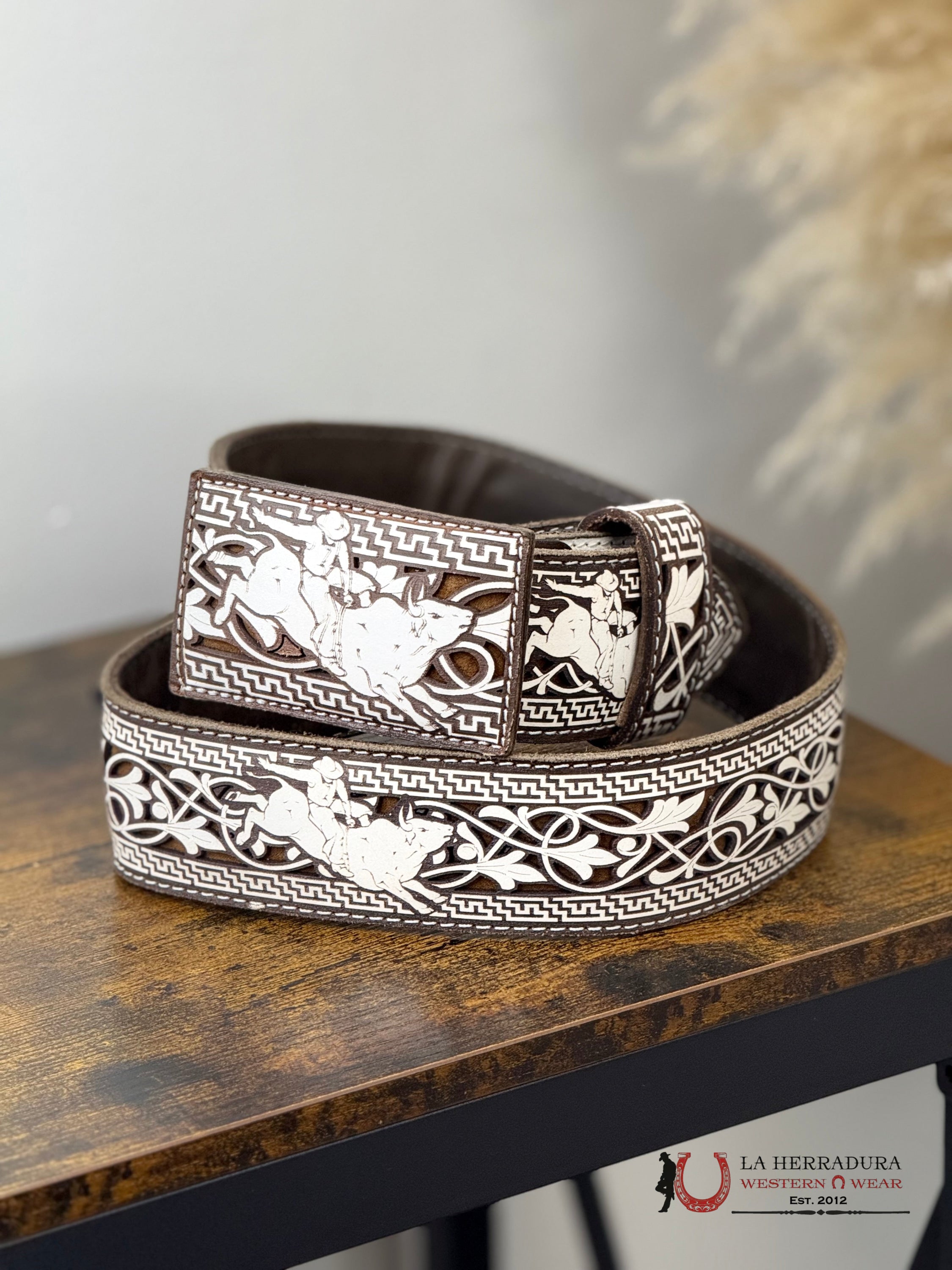 TEXAS BELTS WHITE & BROWN BULL STITCHING MEN BELT CINTURONES HOMBRES