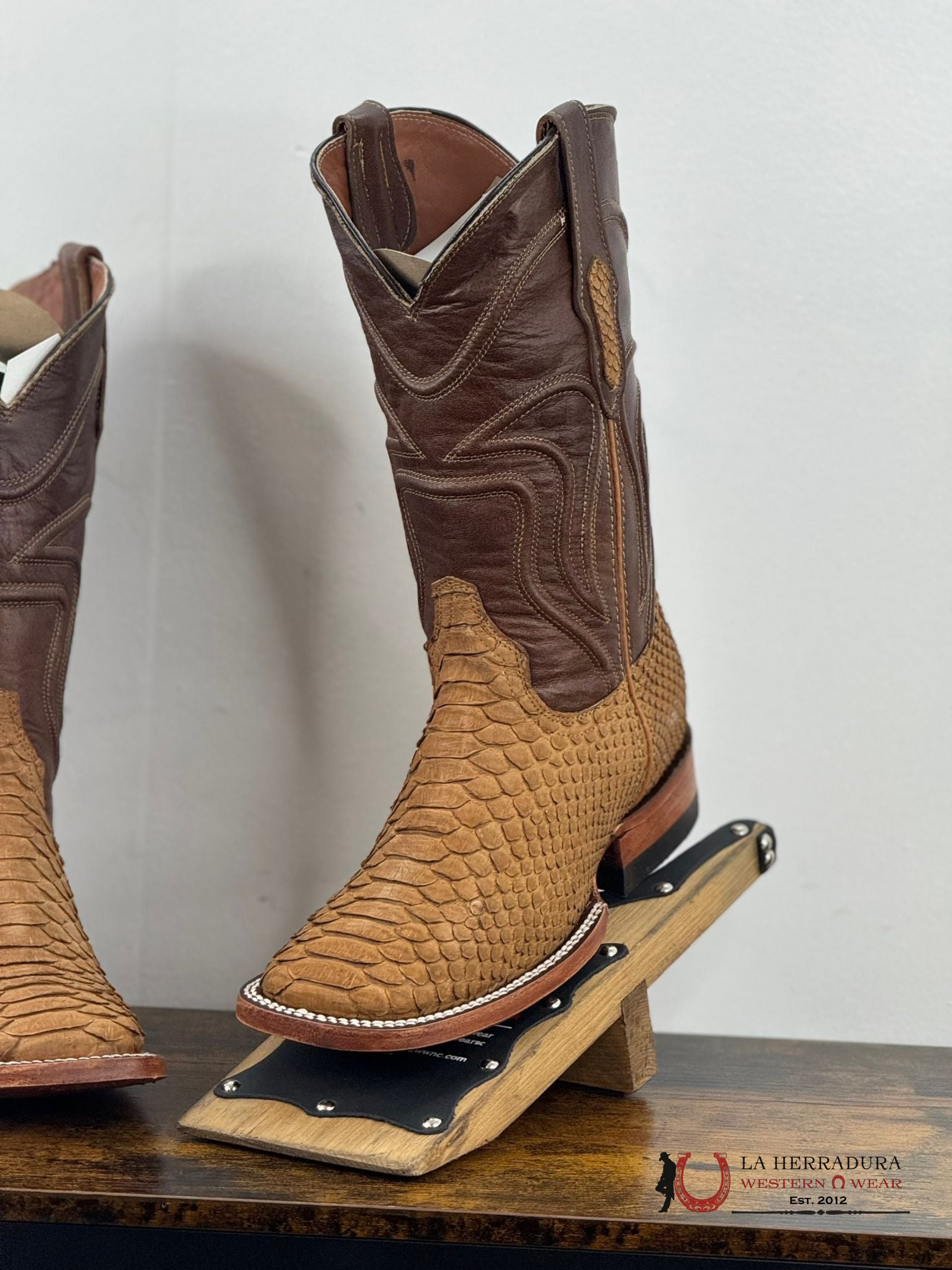 The Stage Coach Boot Company Python Miel Mstte Tucson Natural Botas Hombres