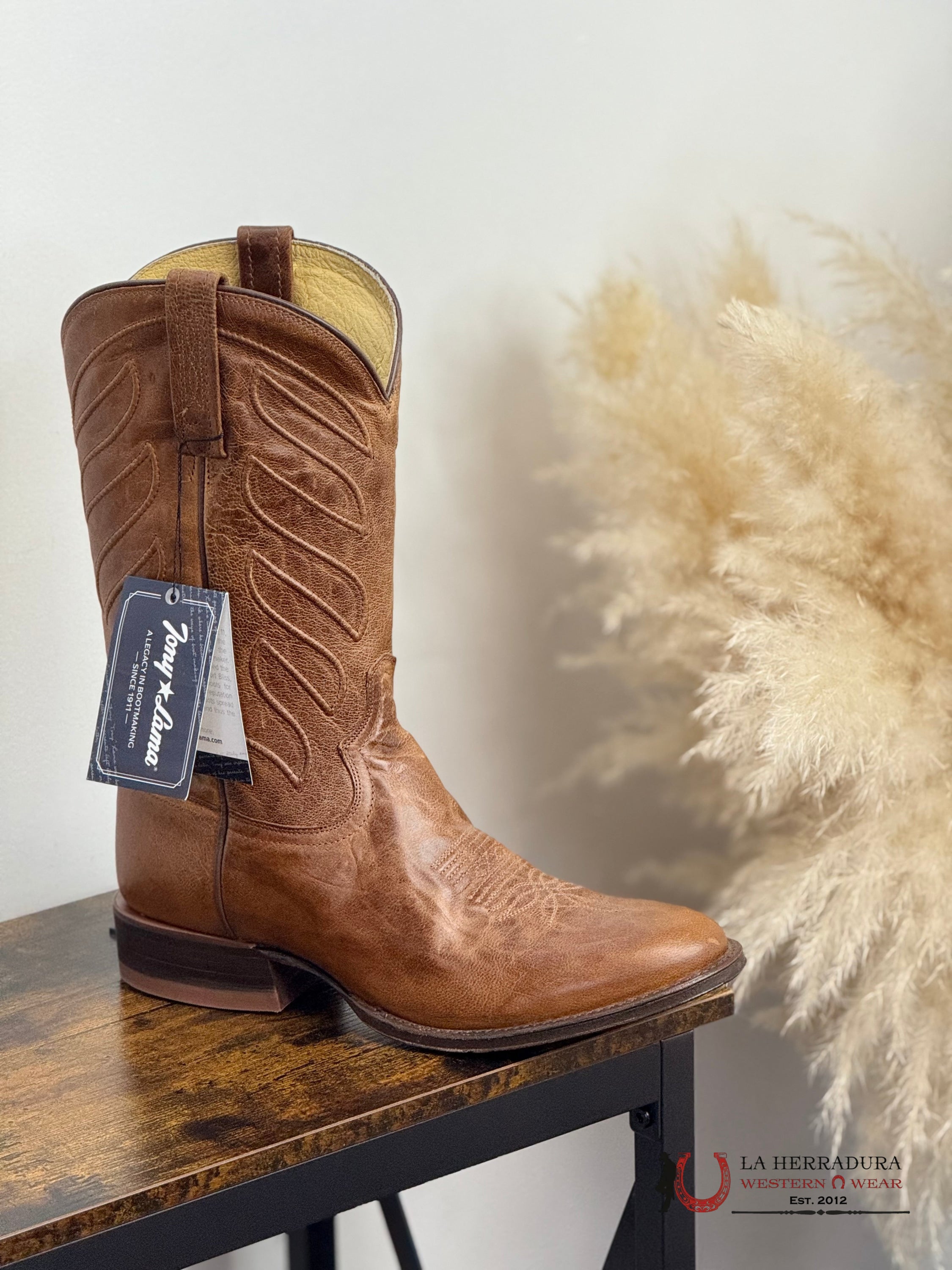 TONY LAMA LENADO TAN GOAT ROUND TOE EE #DR3038 BOTAS HOMBRES
