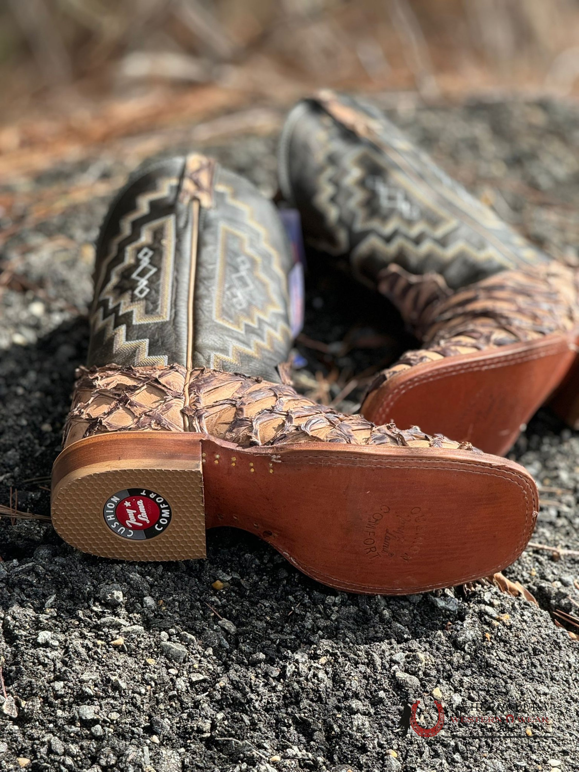 Tony Lama Leviathan Chocolate Pirarucu Square Toe Botas Hombres