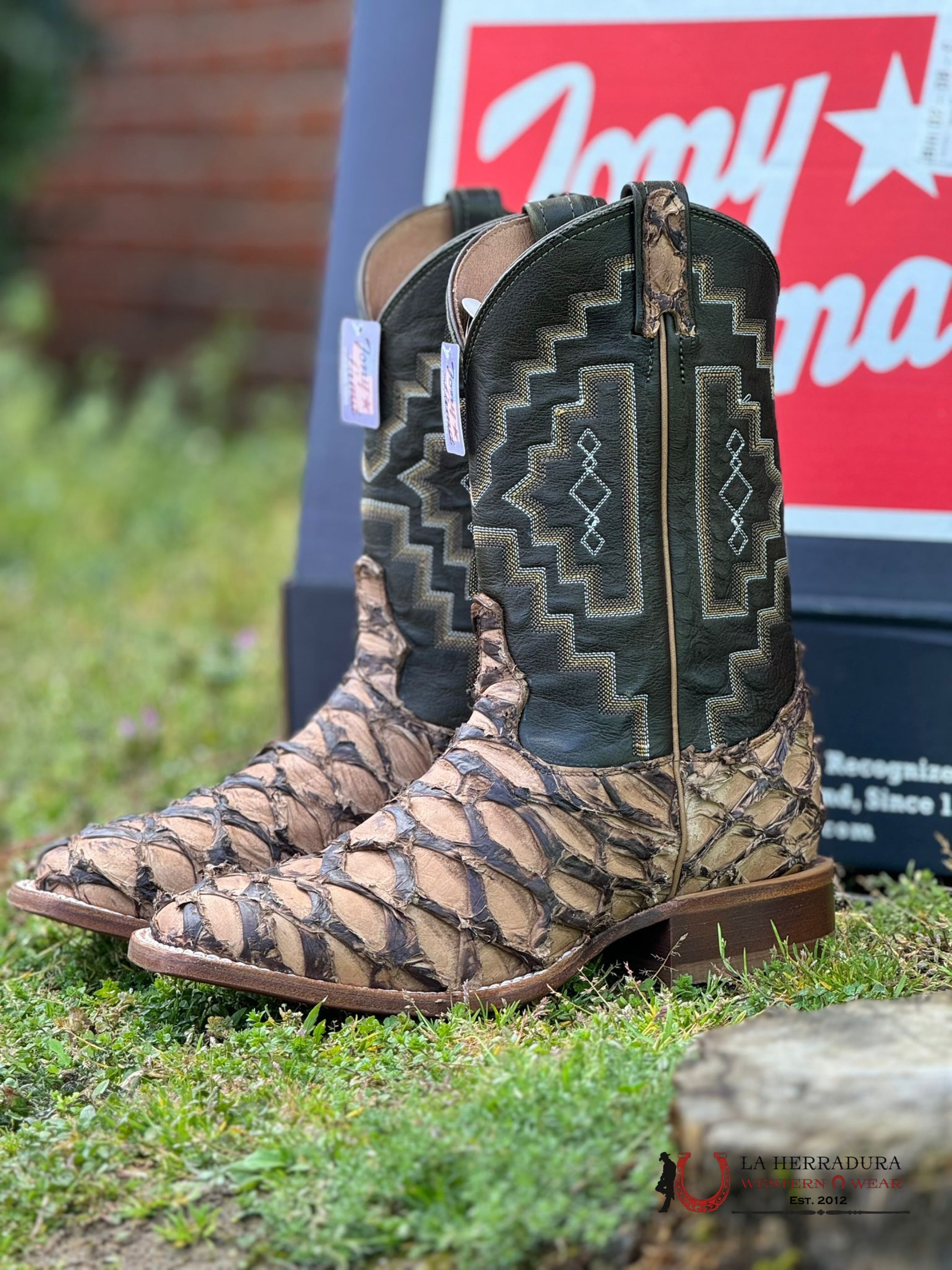 Tony Lama Leviathan Chocolate Pirarucu Square Toe Botas Hombres