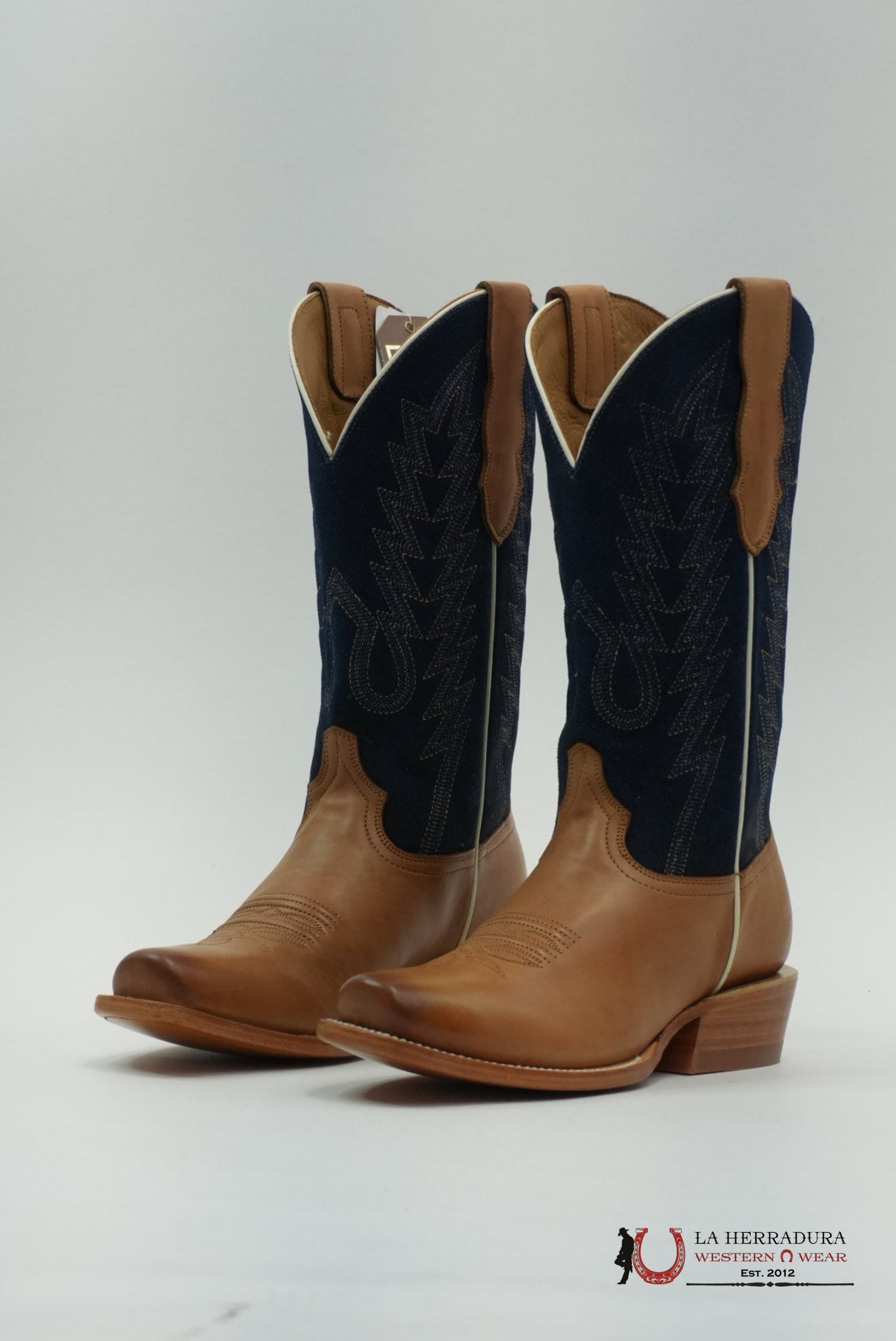 TORO SENTADO CLAYTON GOLD/GAMUZA AZUL MARINO BOTAS HOMBRES