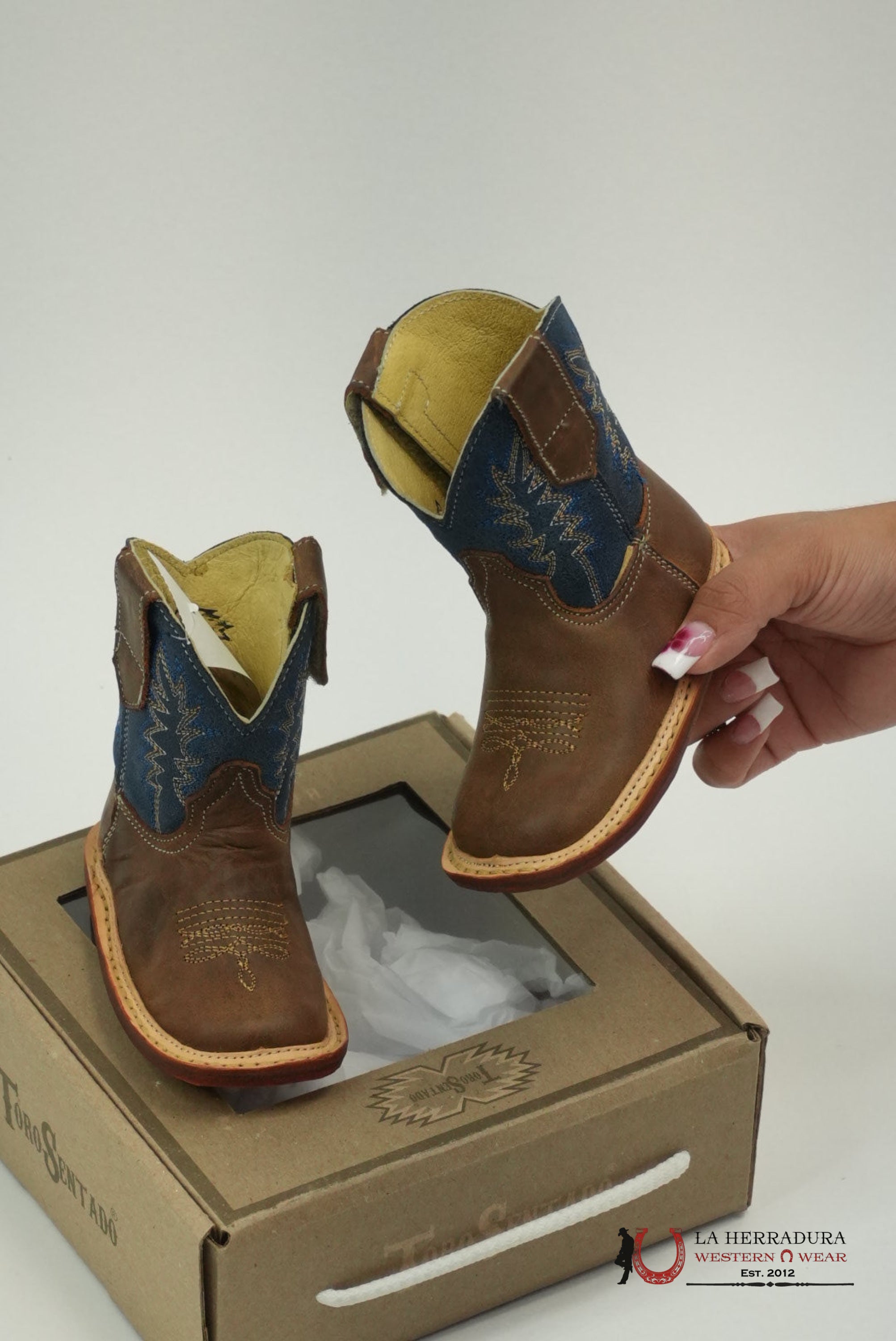 TORO SENTADO GRASO TUBOS AZUL BOYS NIÑOS