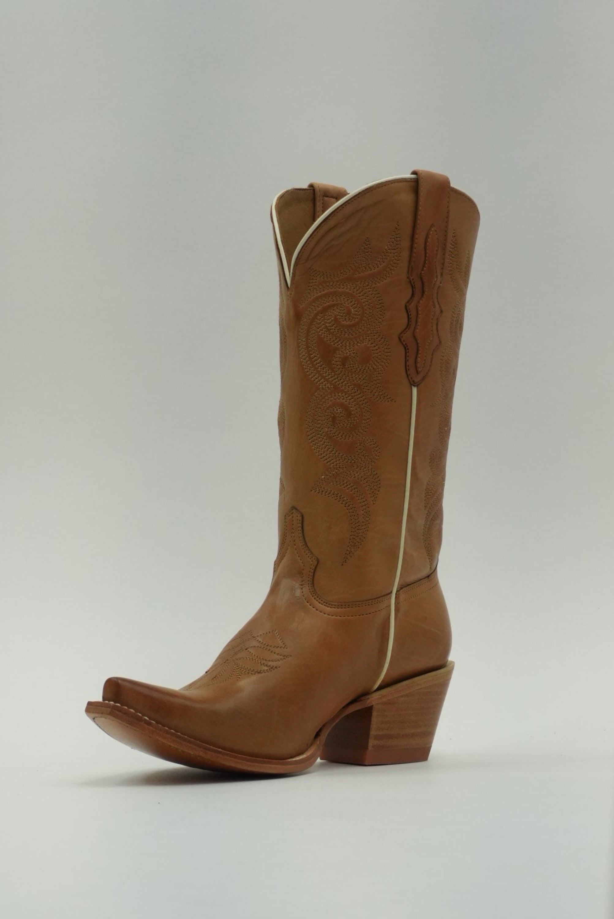 TORO SENTADO WOMEN ALLISON 13 CLAYTON GOLD LEATHER SOLE