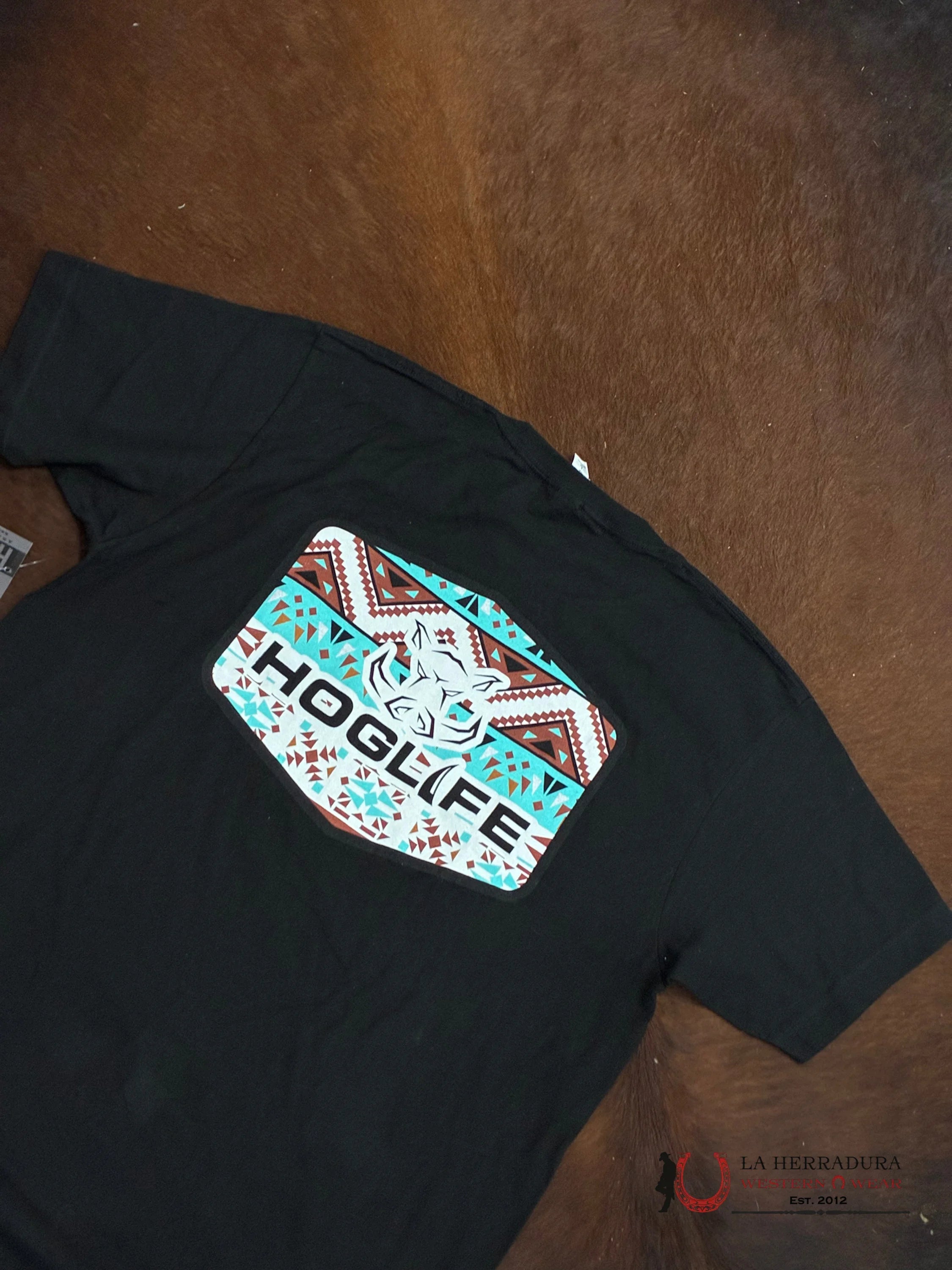 TSHIRT- HOGLIFE BLACK AZTEC NIÑOS