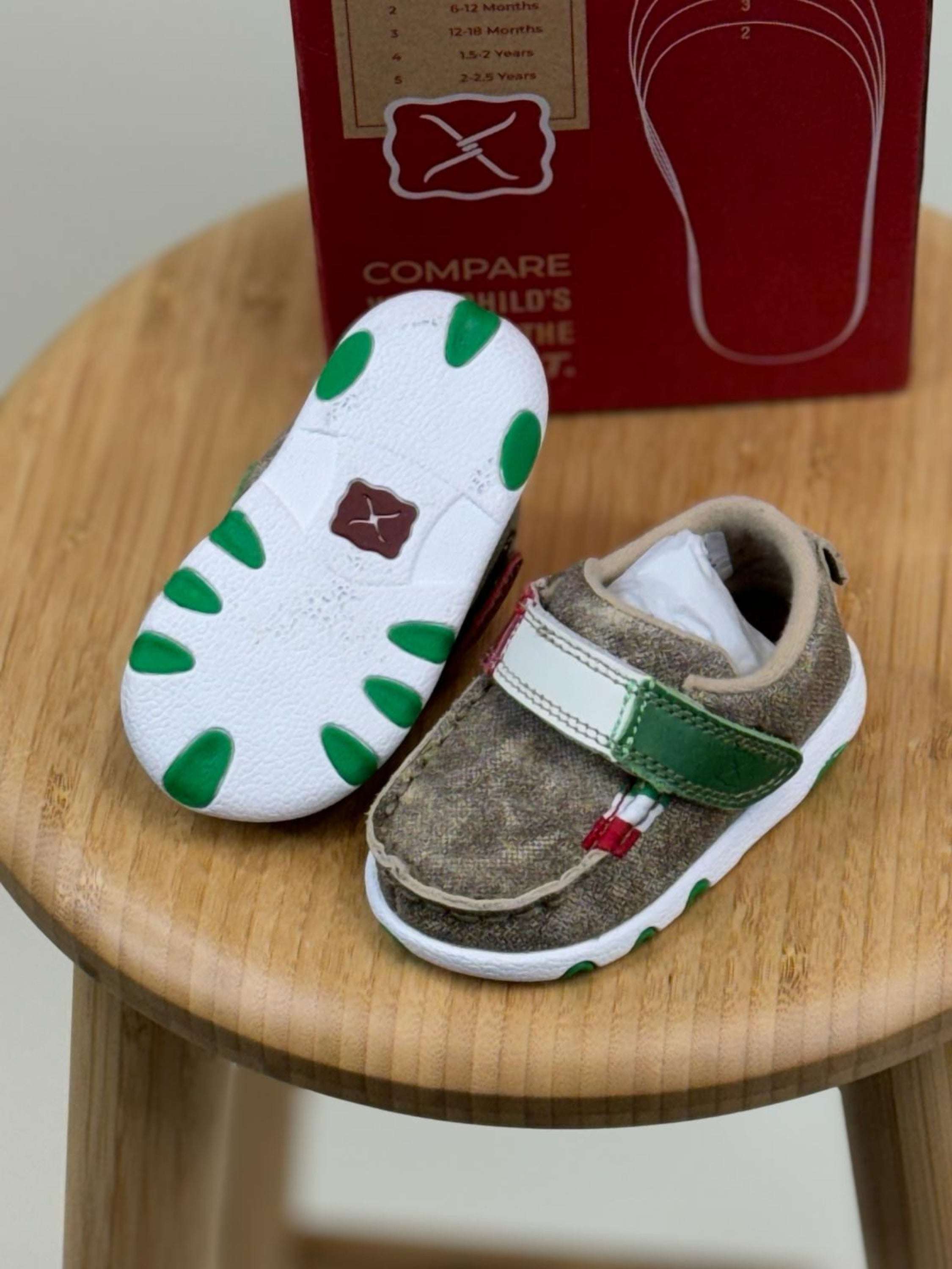 Twisted X Baby Dusty Tan & Multi Driving Moc Shoes Niños