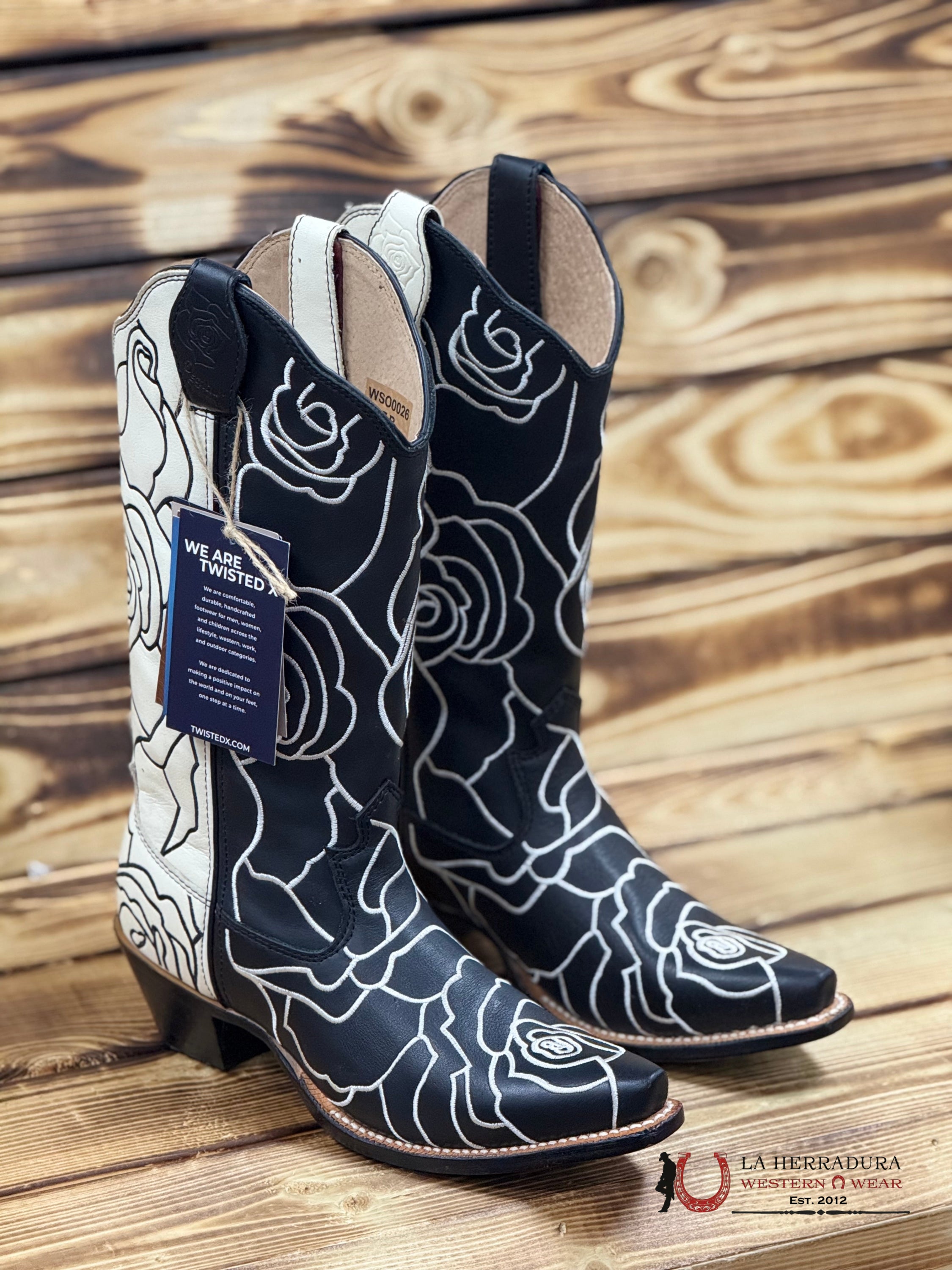 TWISTED X BOOTS BLACK AND WHITE ROSES BOTAS MUJERES