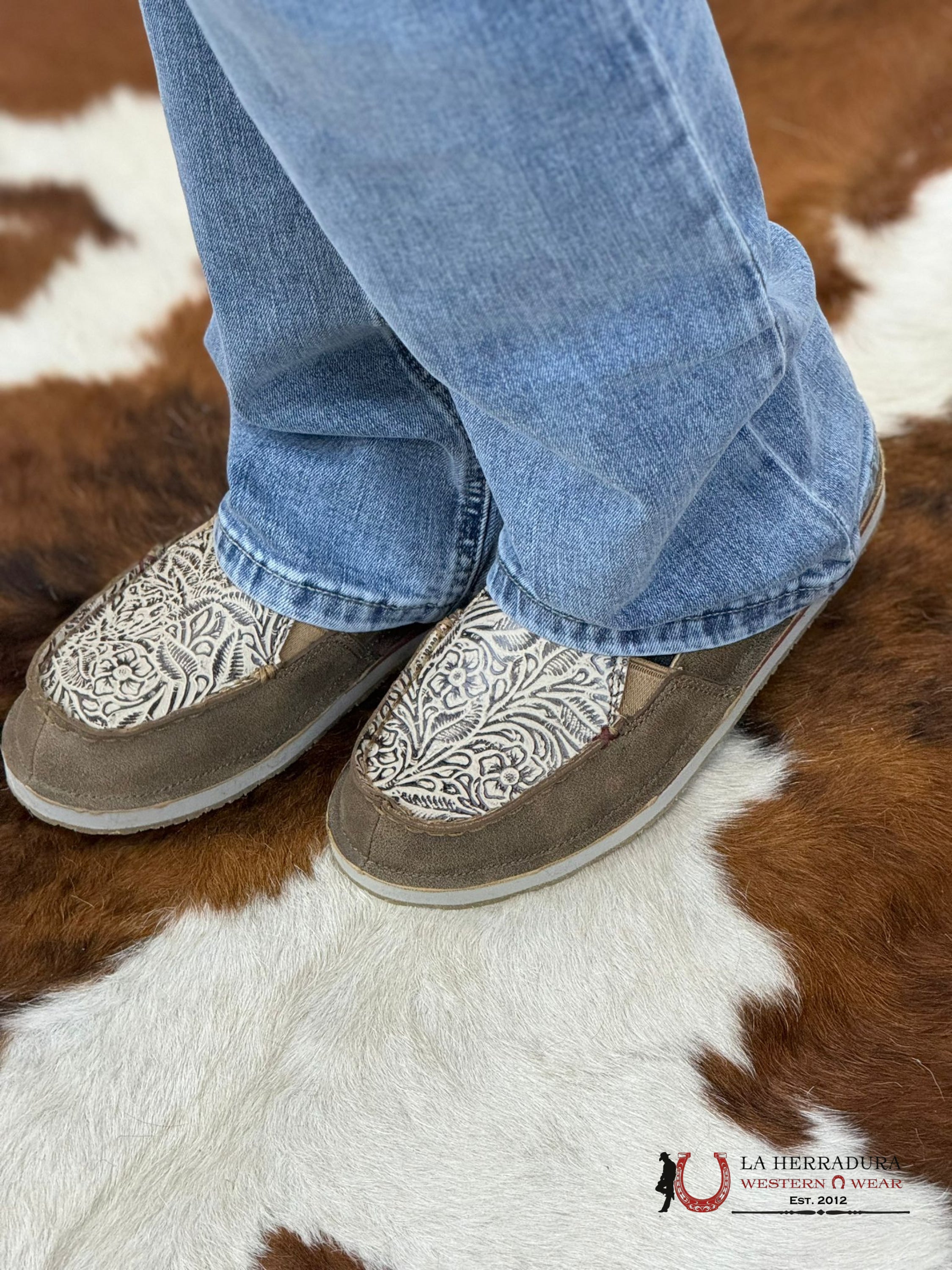 Twisted X Womens Slip On Loafer Bomber & Light Taupe Wcl0019 Zapatos Mujeres