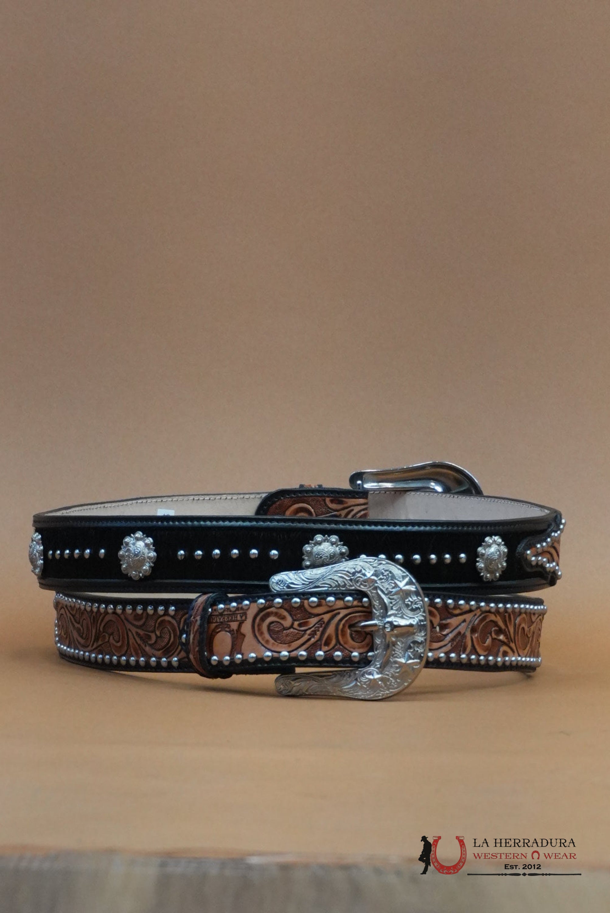 UNISEX HANDTOOLED ALL BLACK COWHIDE BELT CINTURONES MUJERES