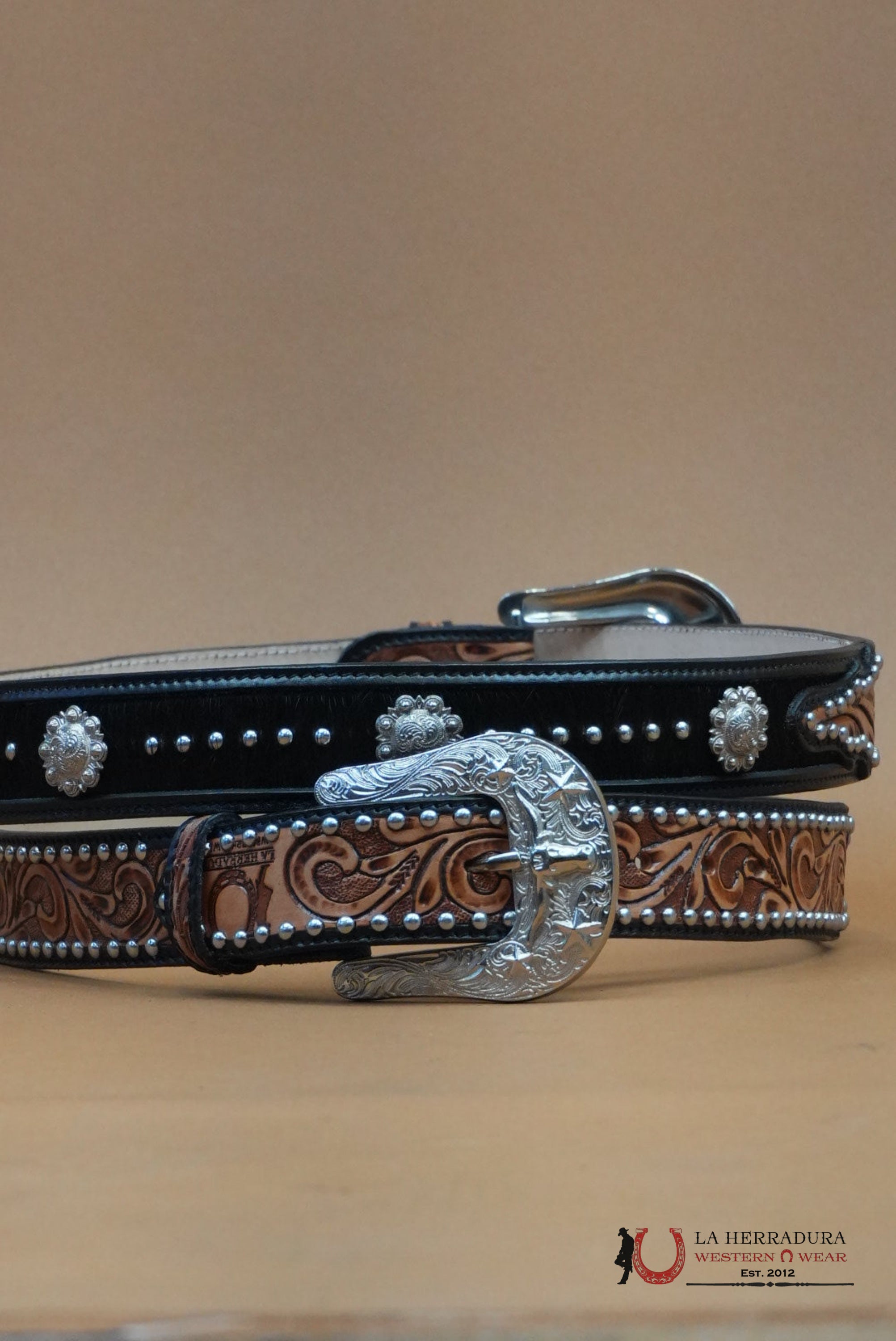 UNISEX HANDTOOLED ALL BLACK COWHIDE BELT CINTURONES MUJERES