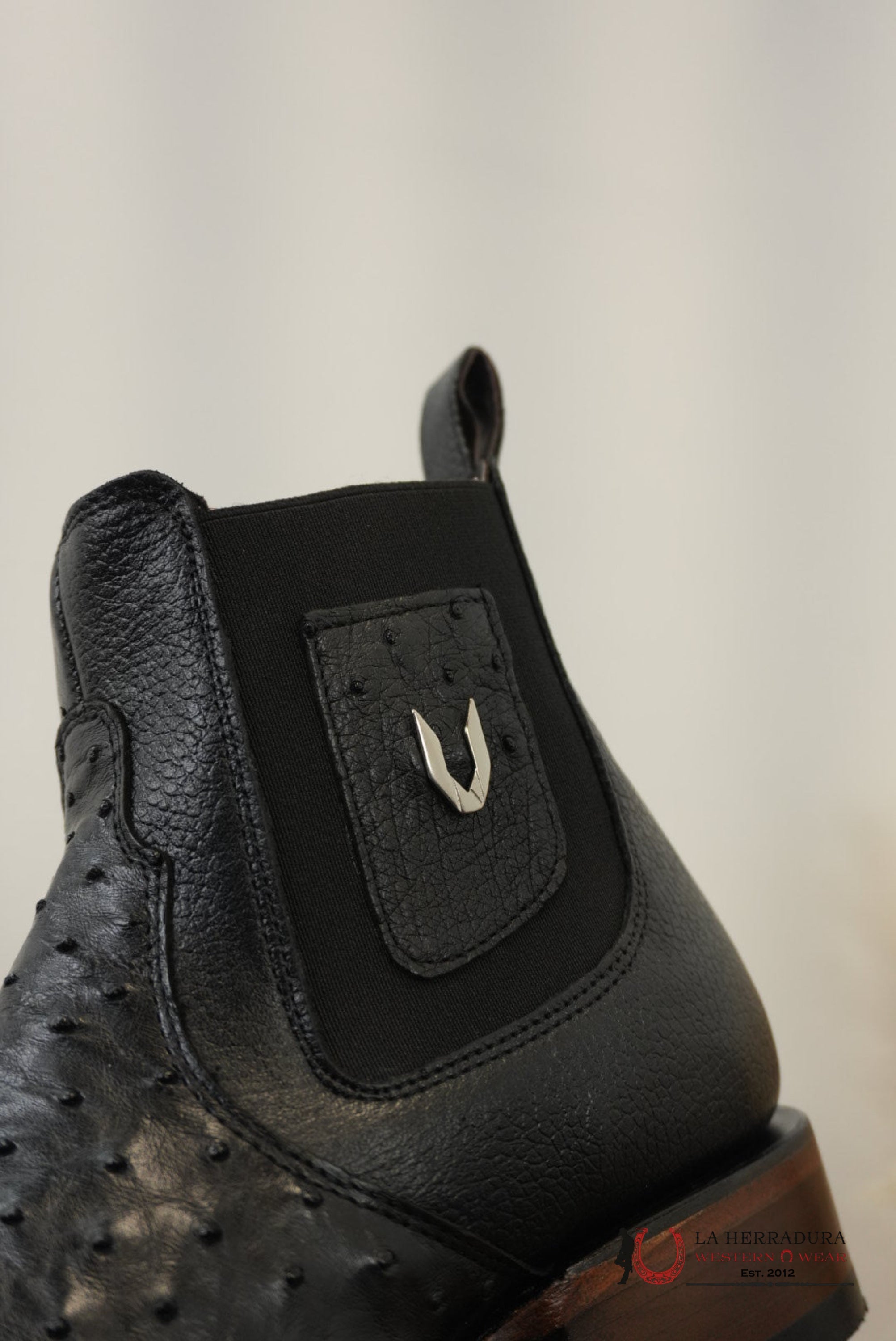 VESTIGIUM SHORTBOOT EXOTIC OSTRICH BLACK - 0305 BOTAS HOMBRES