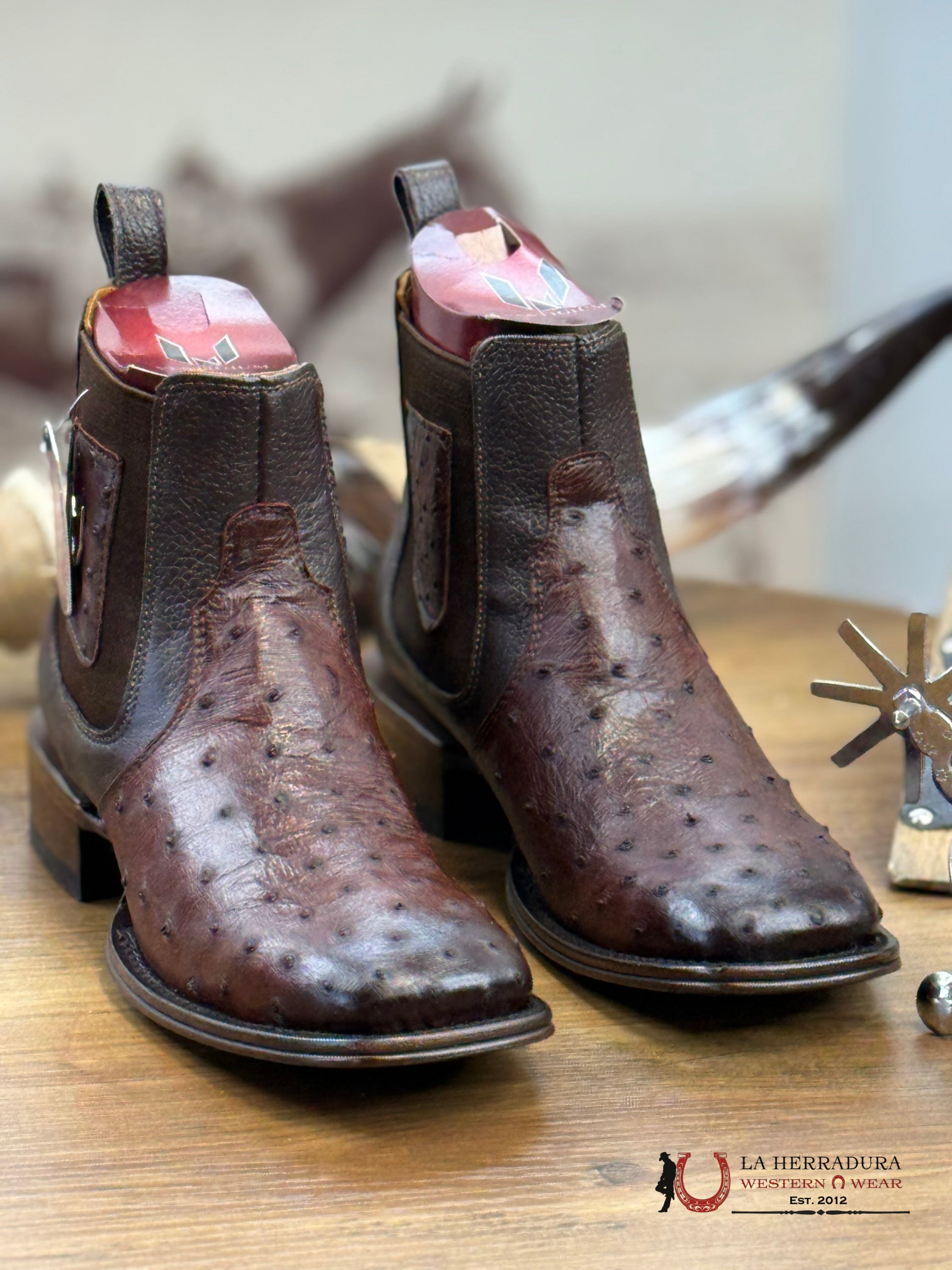 VESTIGIUM SHORT BOOT EXOTIC OSTRICH BROWN LEATHER - 0316 BOTAS HOMBRES