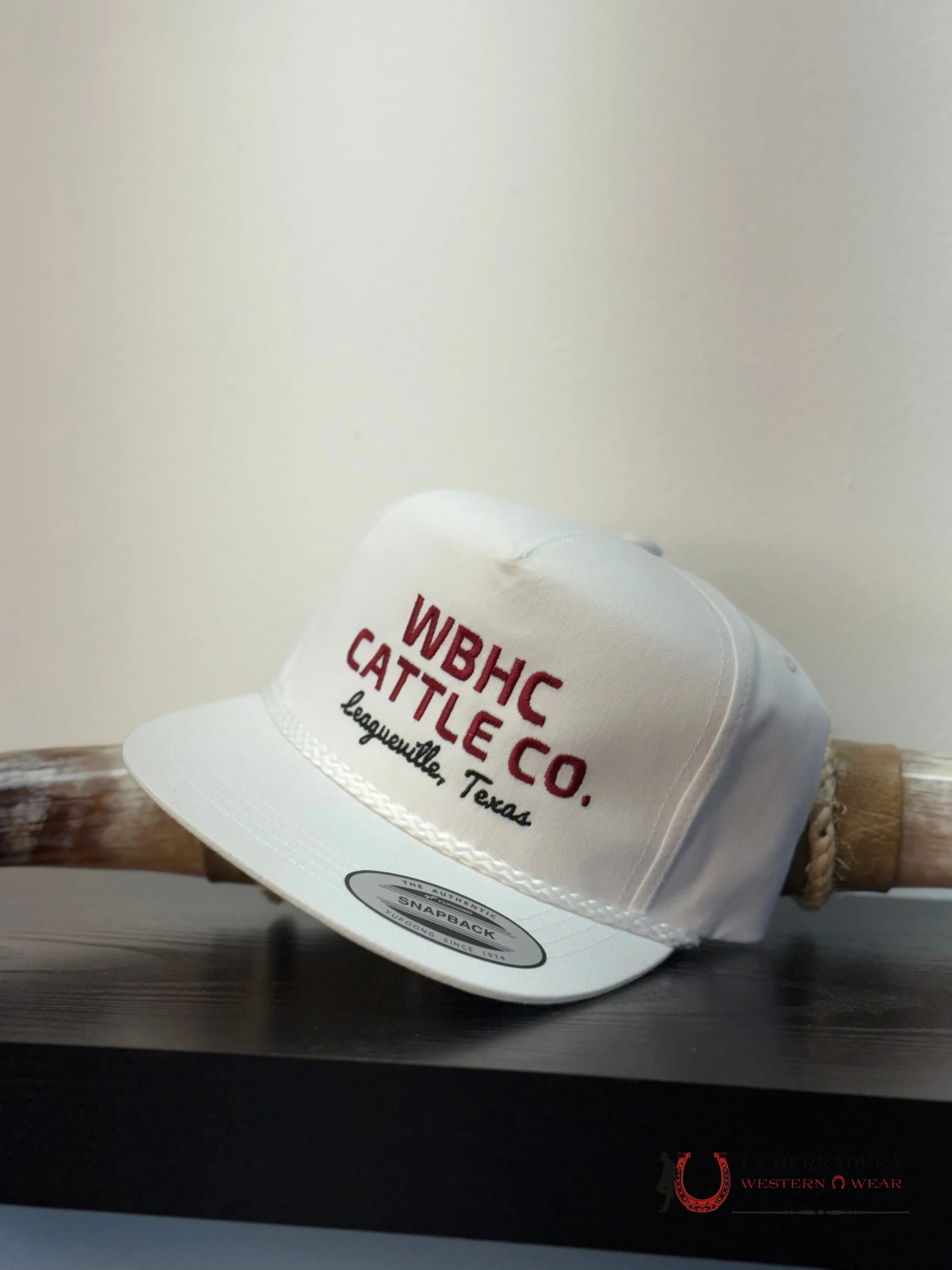 WHISKEY BENT WHITE Style RED CAPS MENS GORRAS HOMBRES