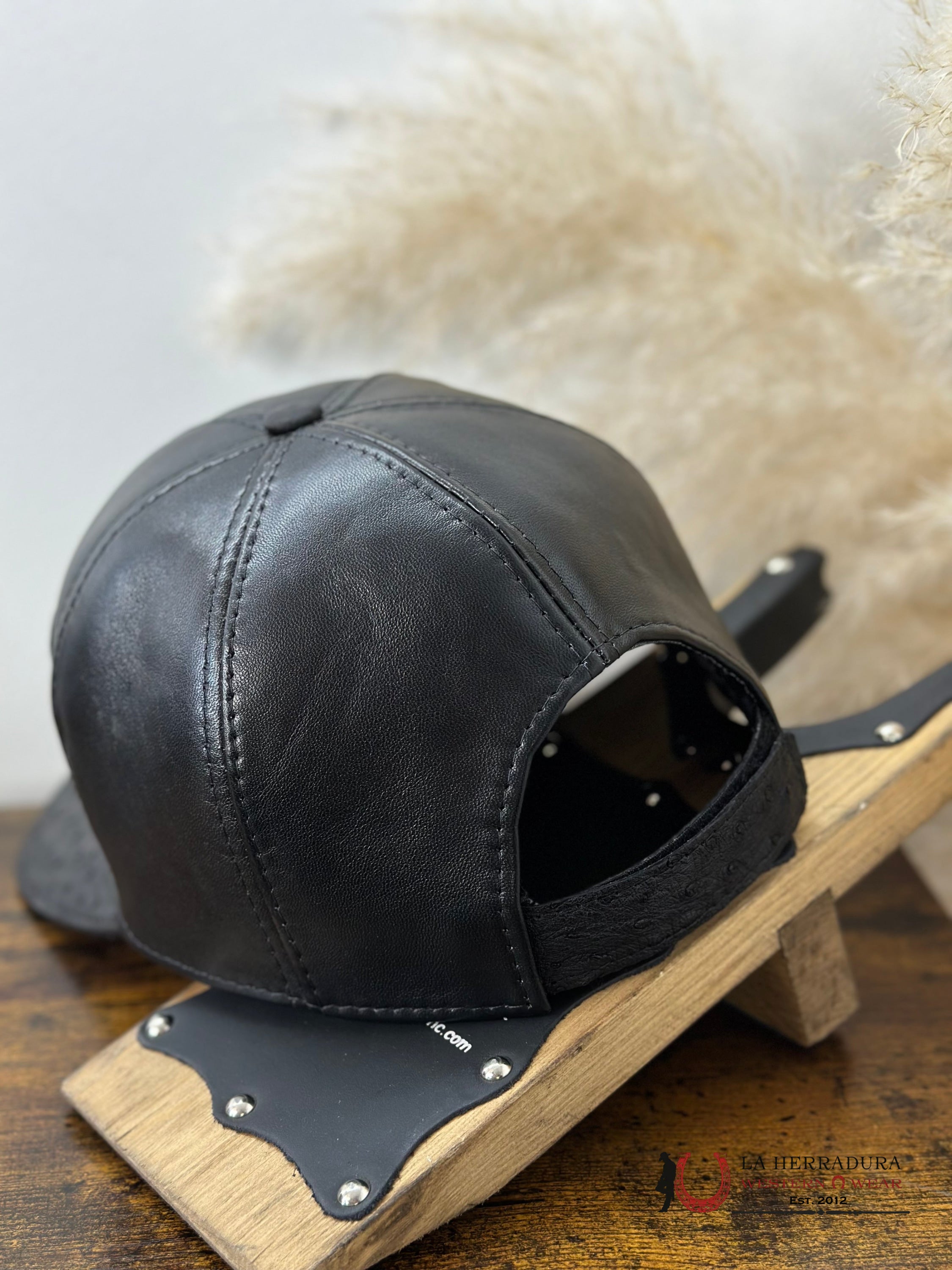 White Diamons Stingray Ostrich Black Cap Caps Mens Gorras Hombres