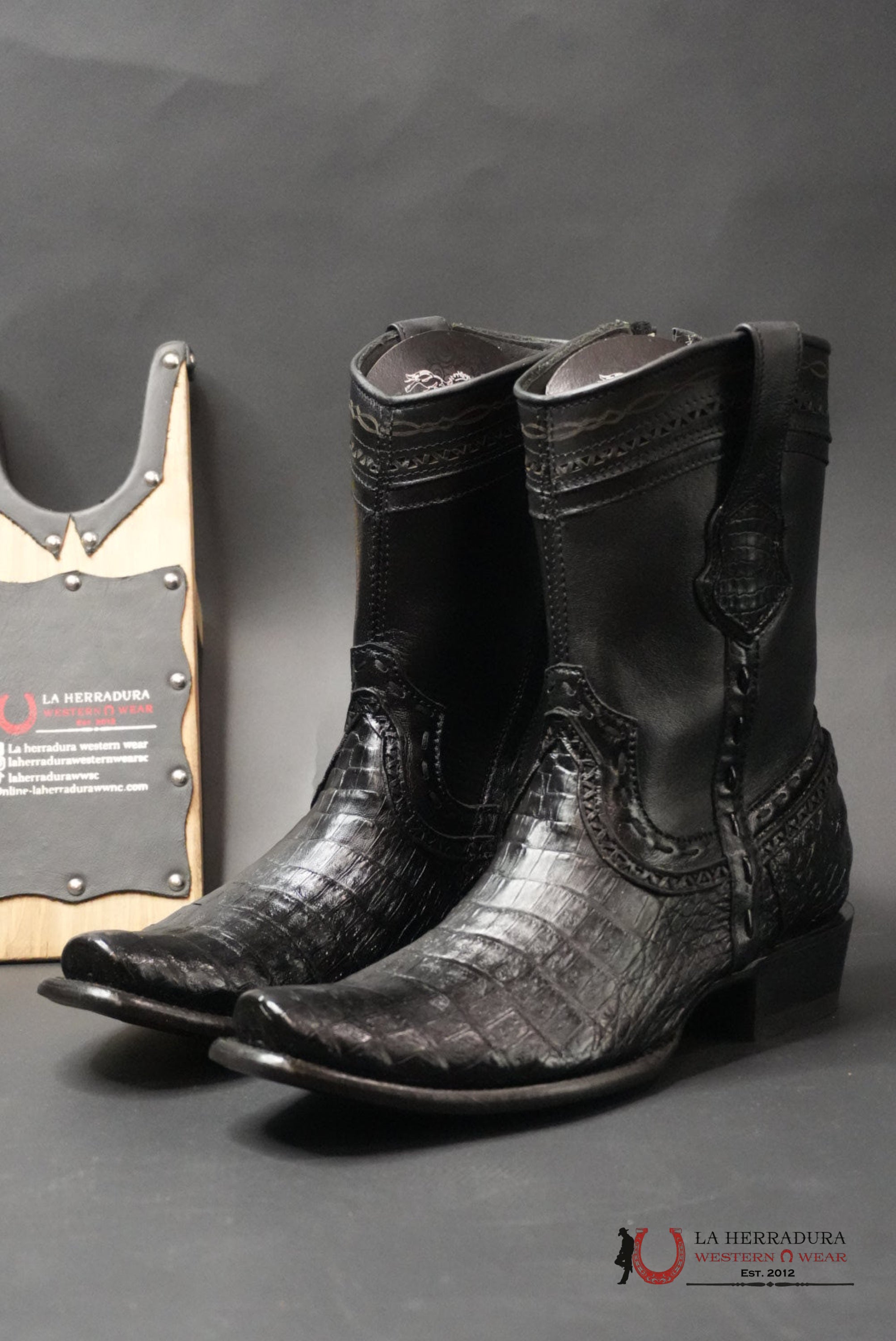 WILD WEST DUBAI BOOT SHORT CAIMAN BELLY BLACK - 205 BOTAS HOMBRES