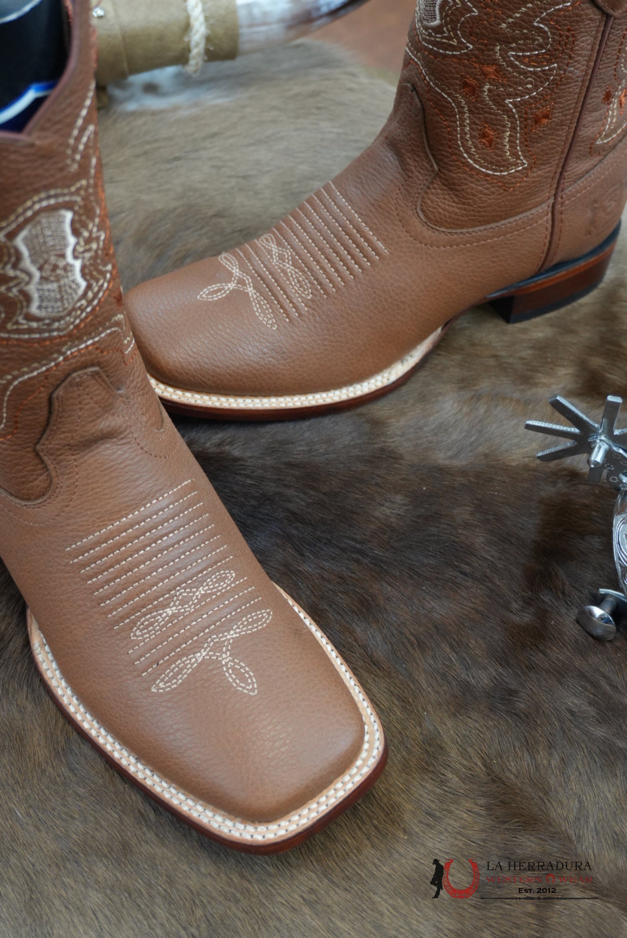 Wild West Grisly Honey Leather Sole Square Toe Boot- 2751 (824) BOTAS HOMBRES