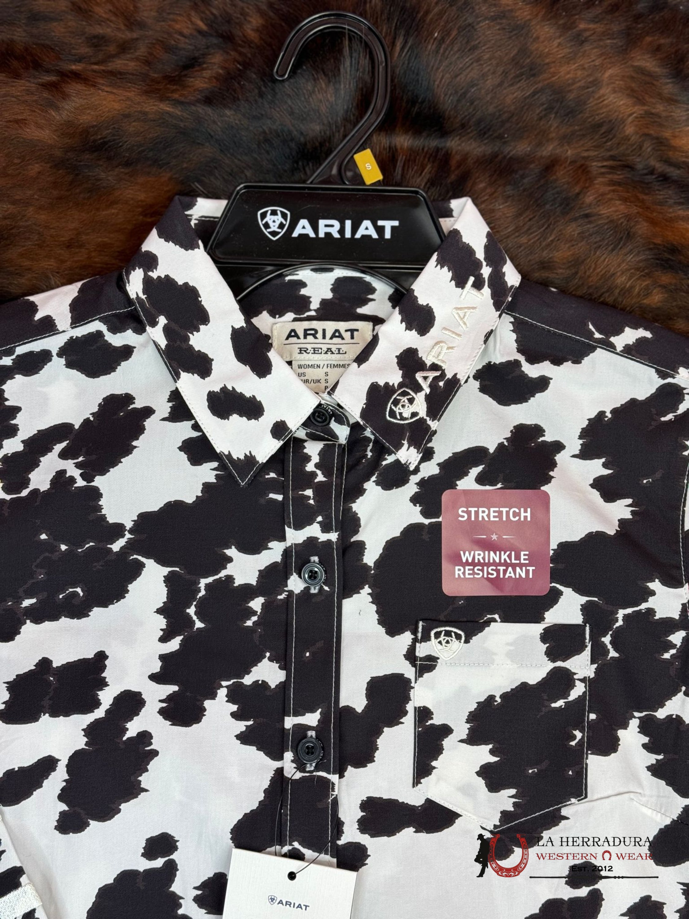 Women Ariat Team Kirby Long Sleeve Cow Print Ropa Mujeres