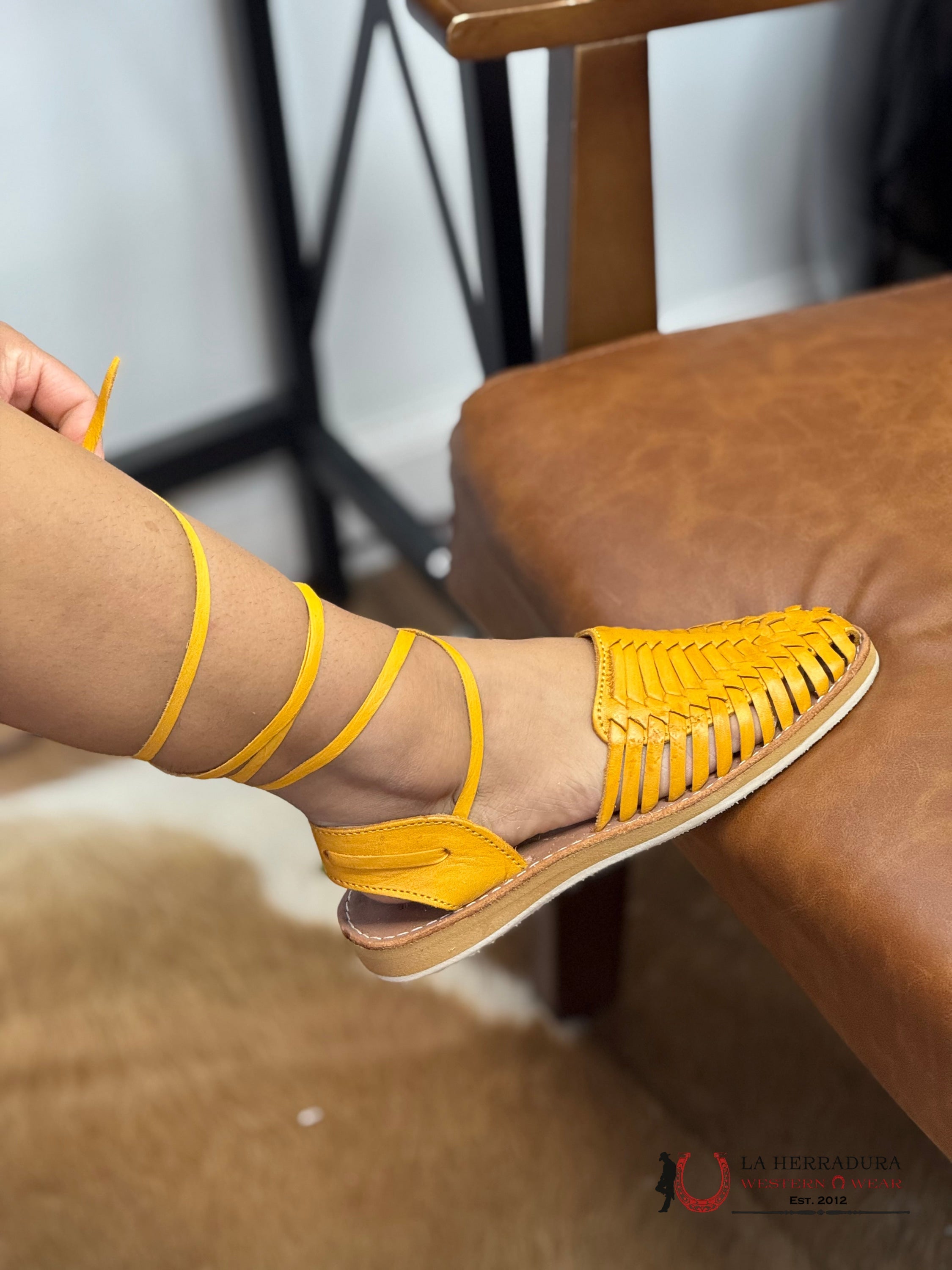 WOMEN HUARACHE 025 ESPIGA AMARILLO BOTAS MUJERES