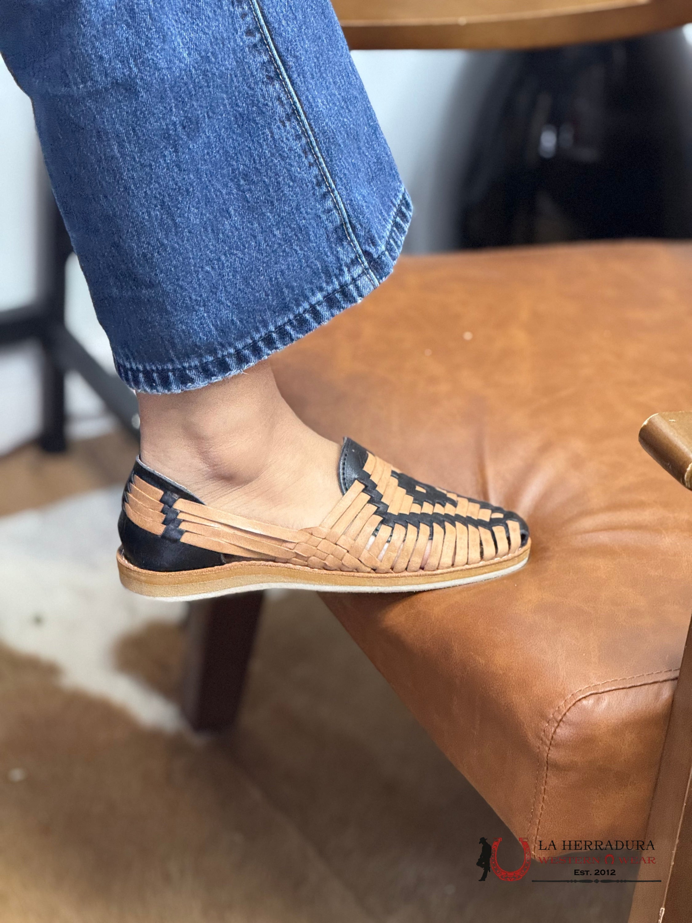 WOMEN HUARACHE 4150 TALON PICADO NEGRO CORREA TAN 1 BOTAS MUJERES