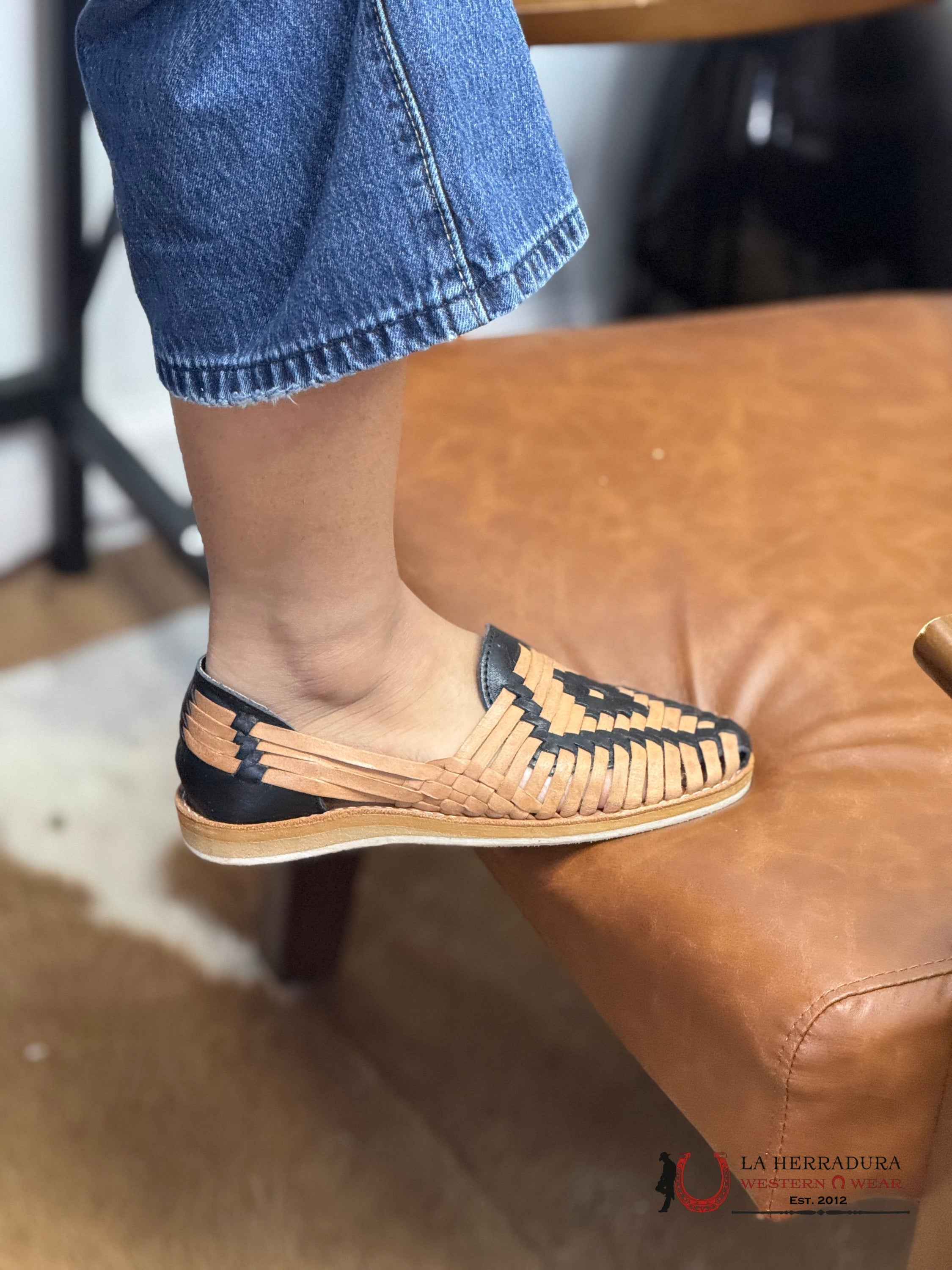 WOMEN HUARACHE 4150 TALON PICADO NEGRO CORREA TAN 1 BOTAS MUJERES