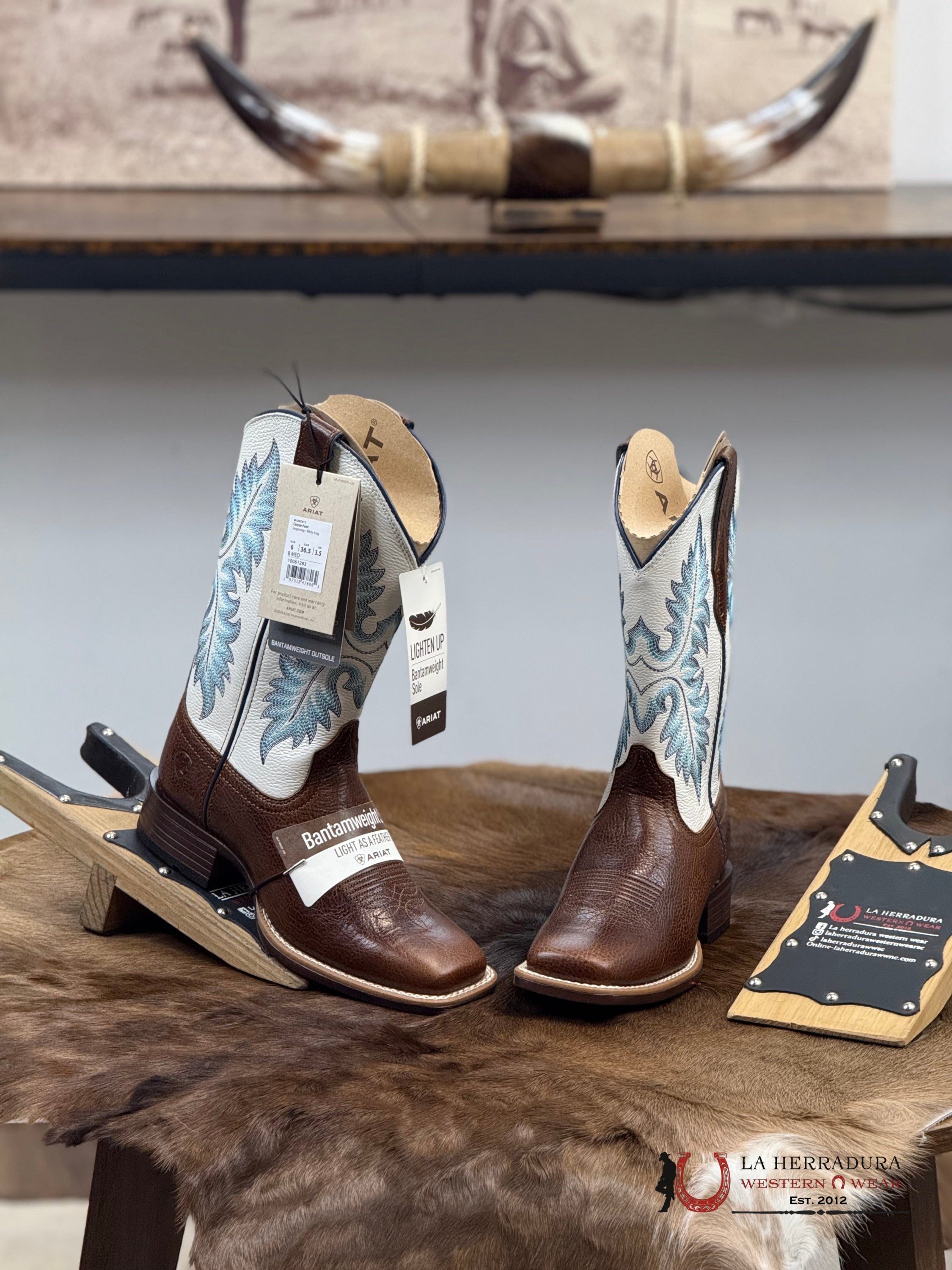 Womens Ariat Canyon Point Gingersnap White Square Toe Boots Botas Mujeres