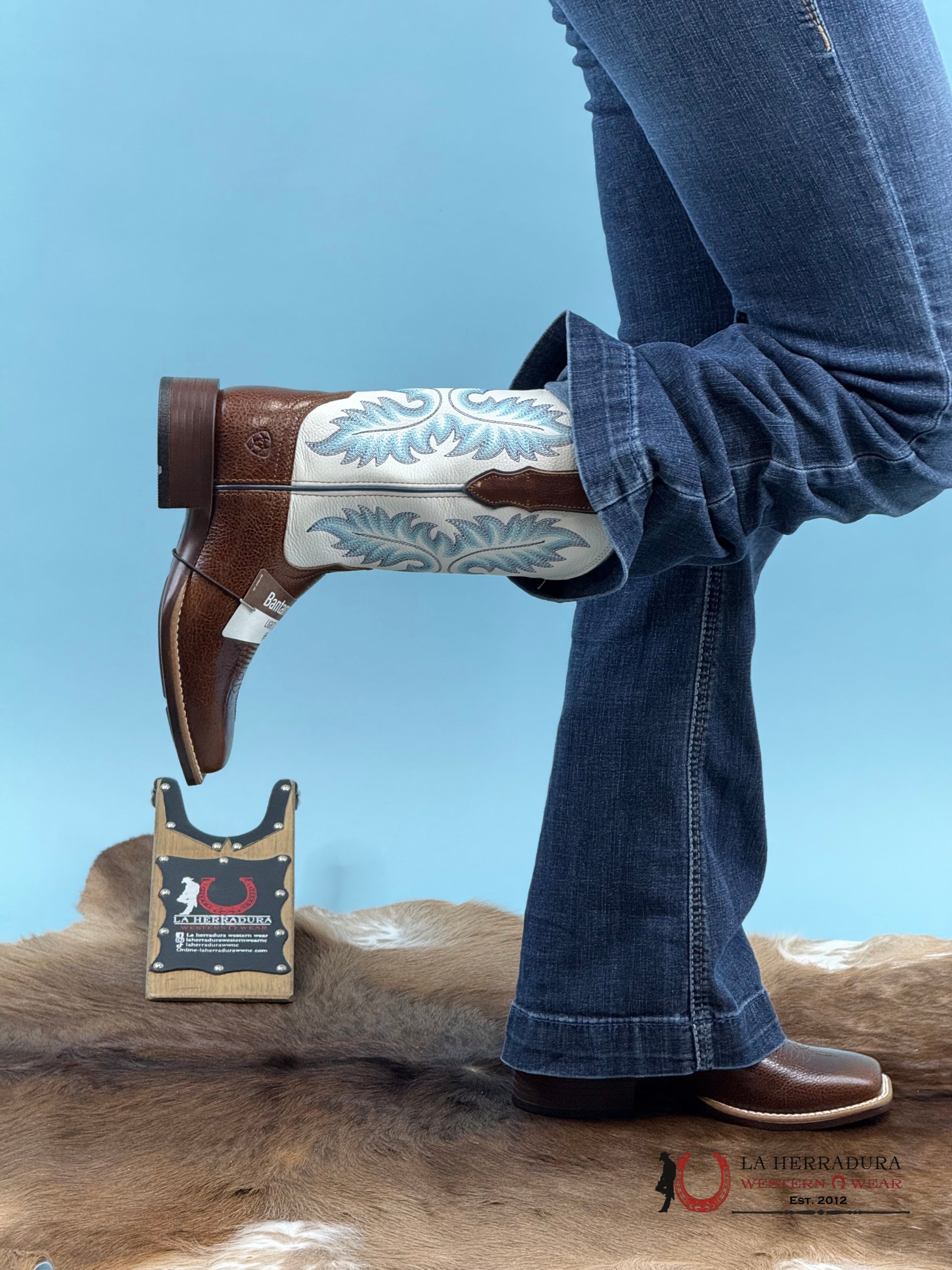 Womens Ariat Canyon Point Gingersnap White Square Toe Boots Botas Mujeres