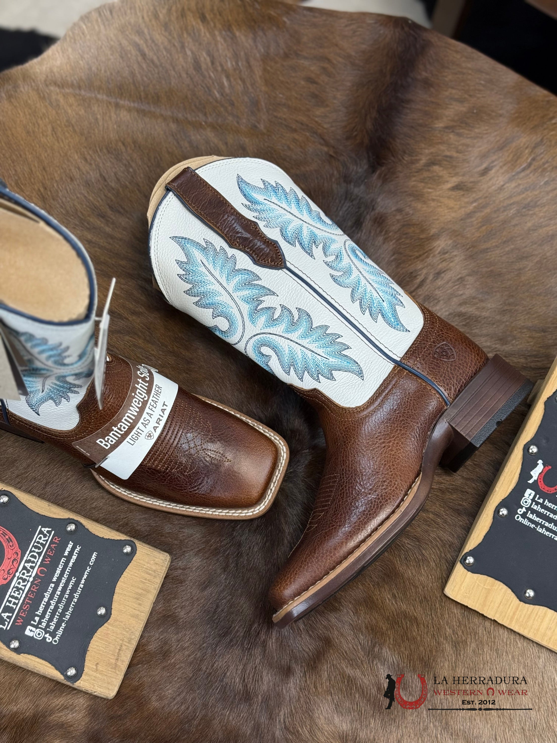 Womens Ariat Canyon Point Gingersnap White Square Toe Boots Botas Mujeres