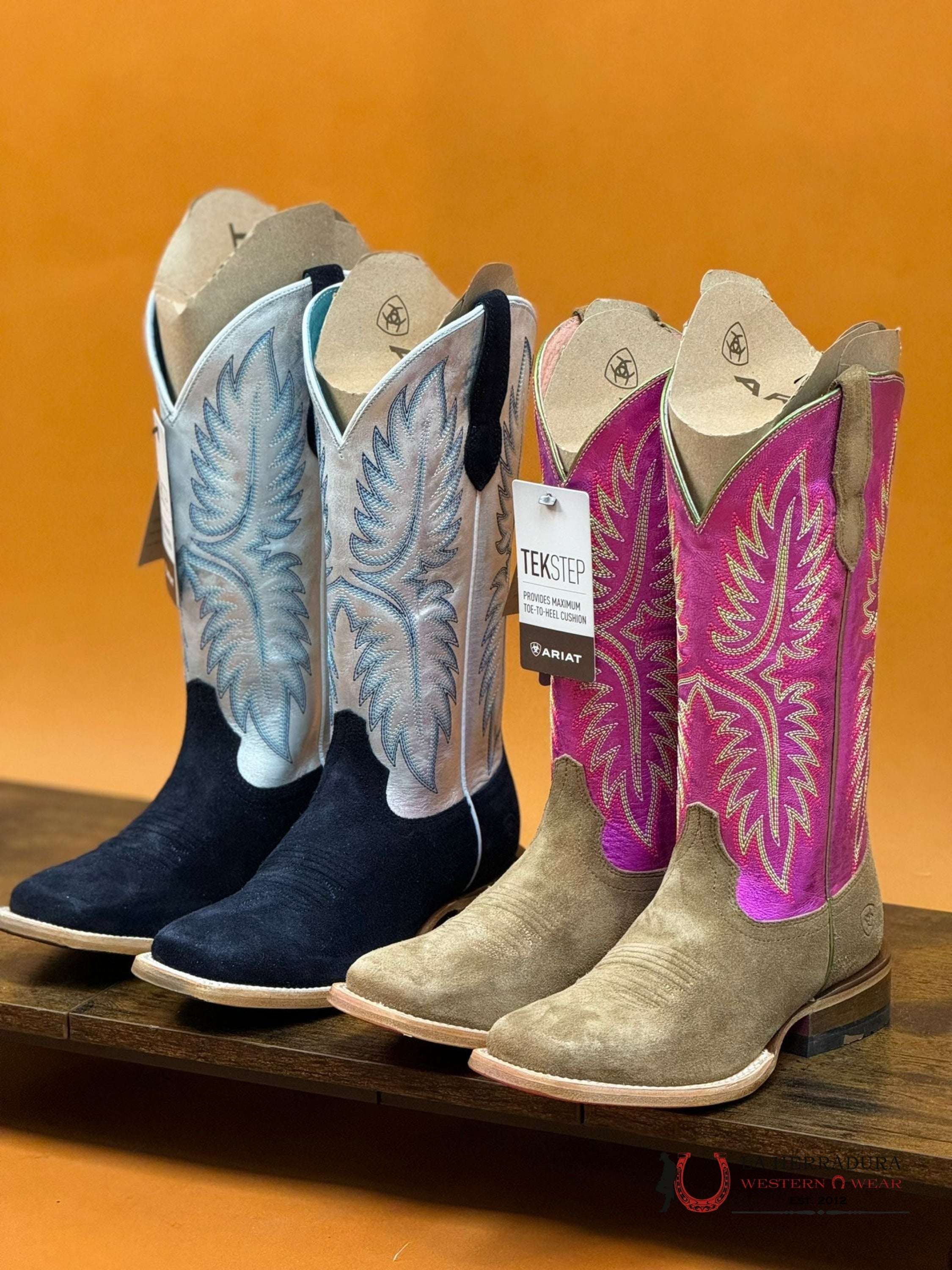 Women’s Ariat Frontier Calamity Jane Dijon Roughout Electric Raspberry Boot Botas Mujeres