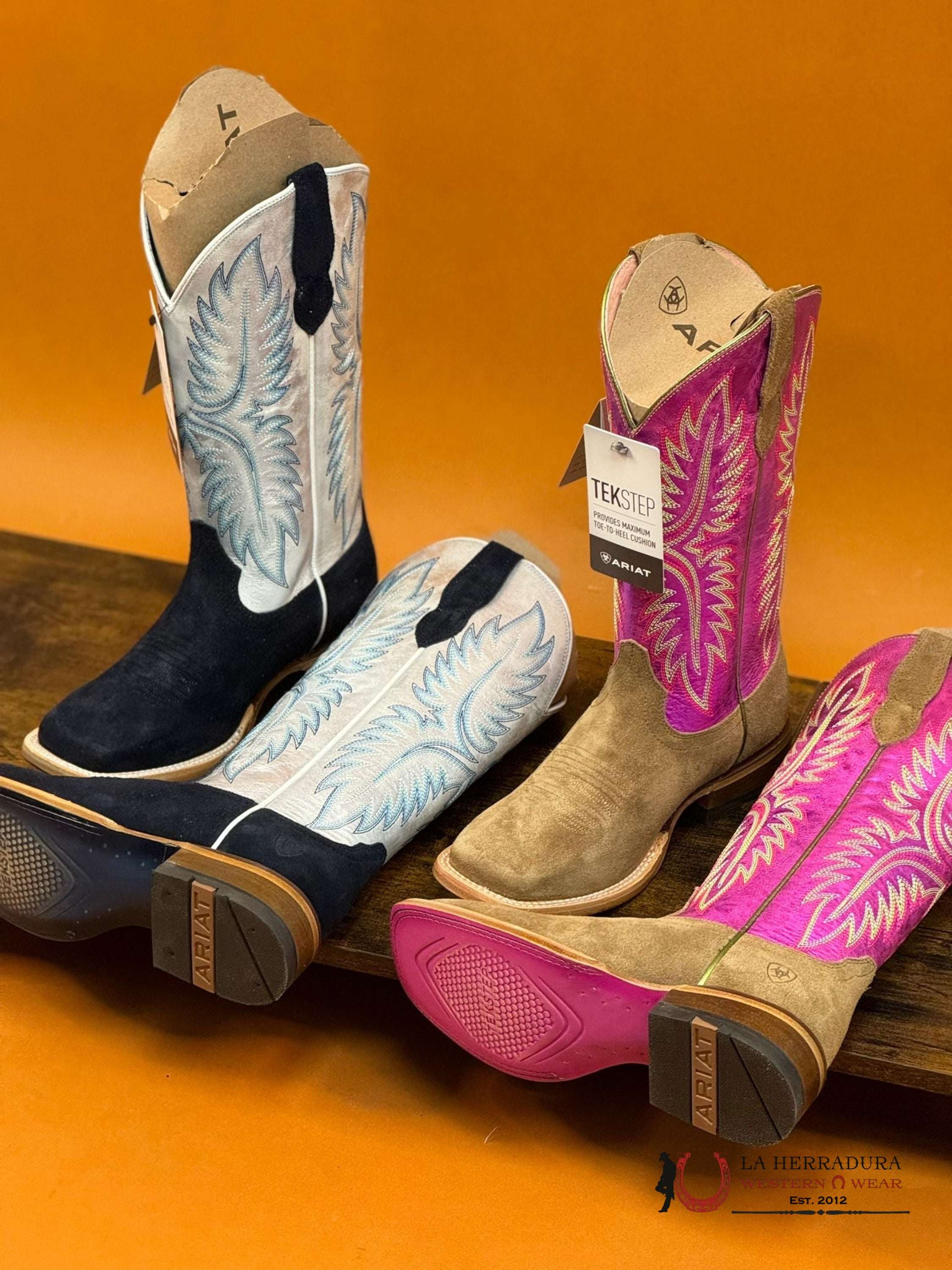 Women’s Ariat Frontier Calamity Jane Dijon Roughout Electric Raspberry Boot Botas Mujeres